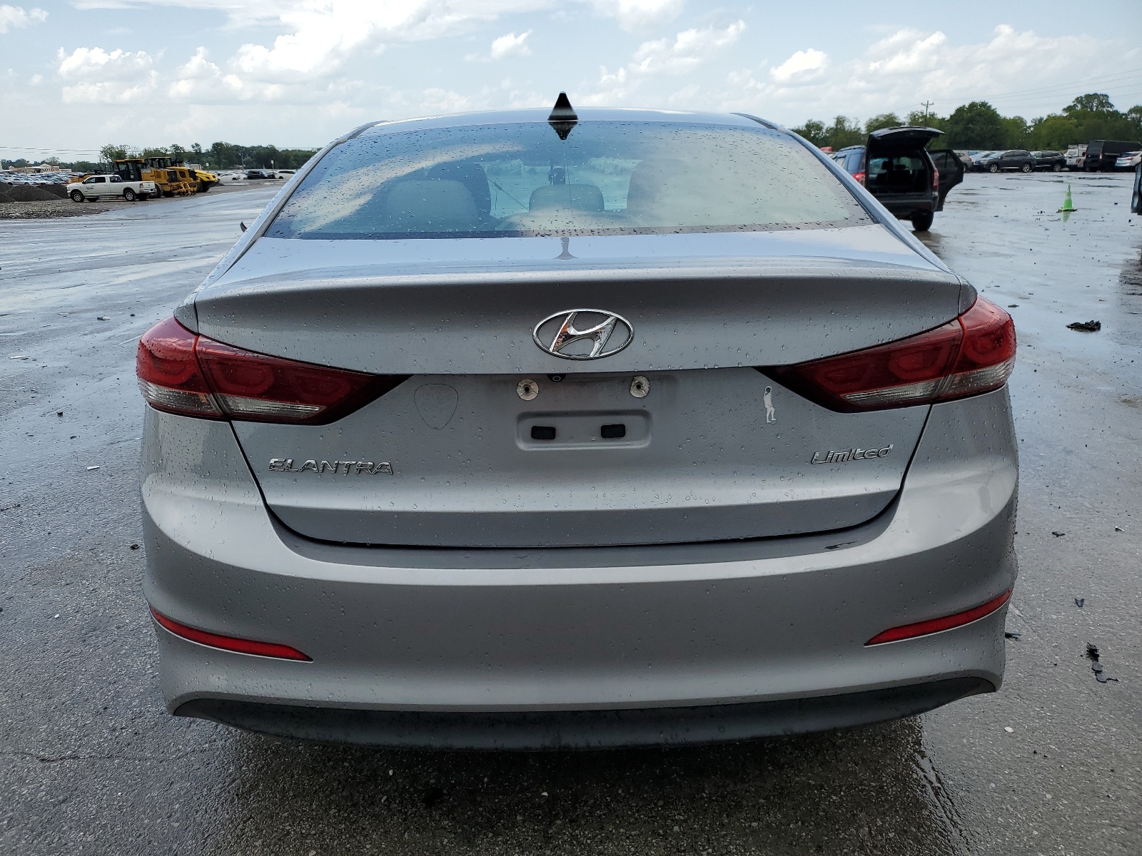 5NPD84LF5HH010023 2017 Hyundai Elantra Se