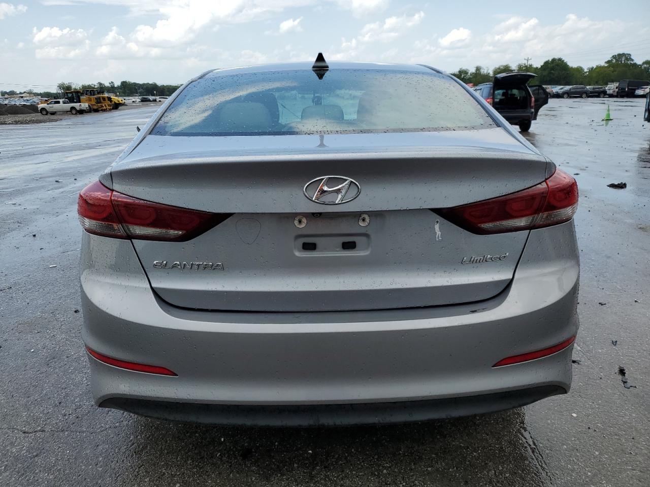 2017 Hyundai Elantra Se VIN: 5NPD84LF5HH010023 Lot: 65766654
