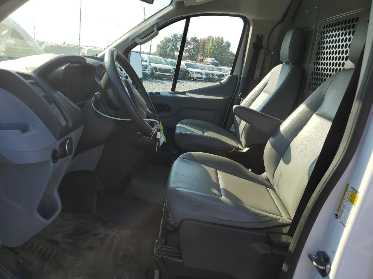 1FTYR1ZM9KKA17584 2019 Ford Transit T-250