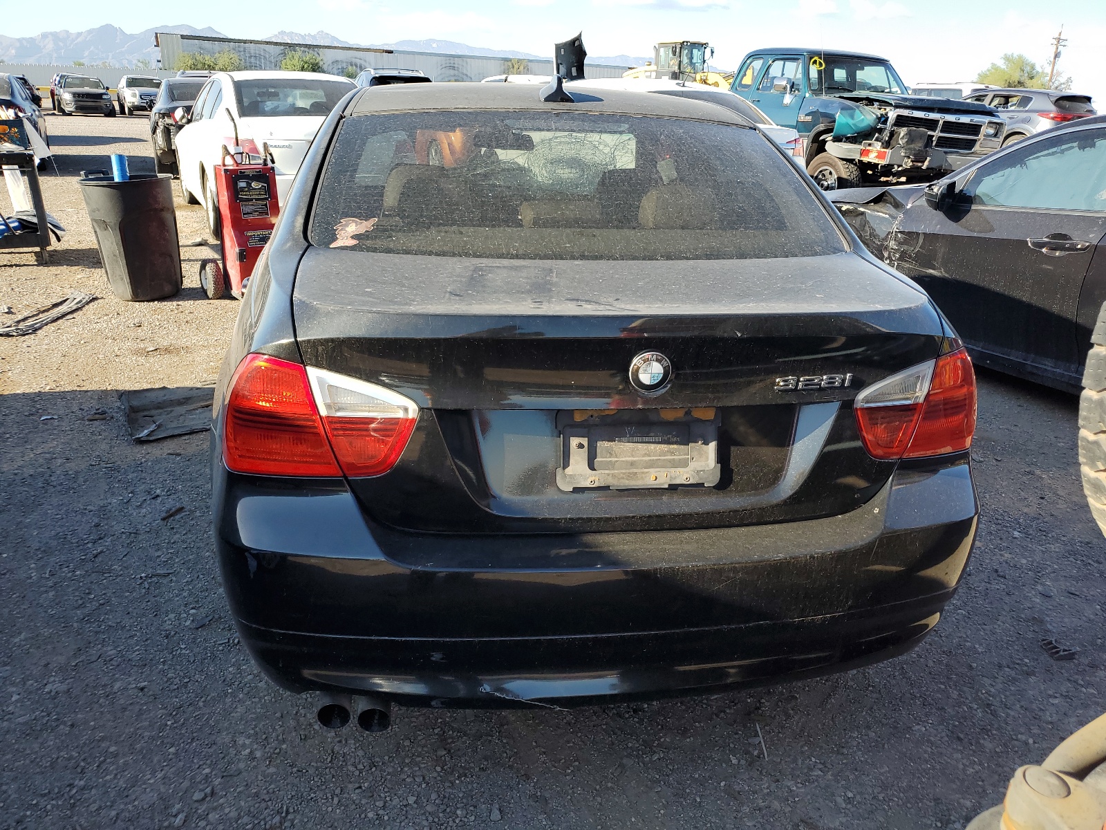 WBAVC53557FZ70772 2007 BMW 328 I Sulev