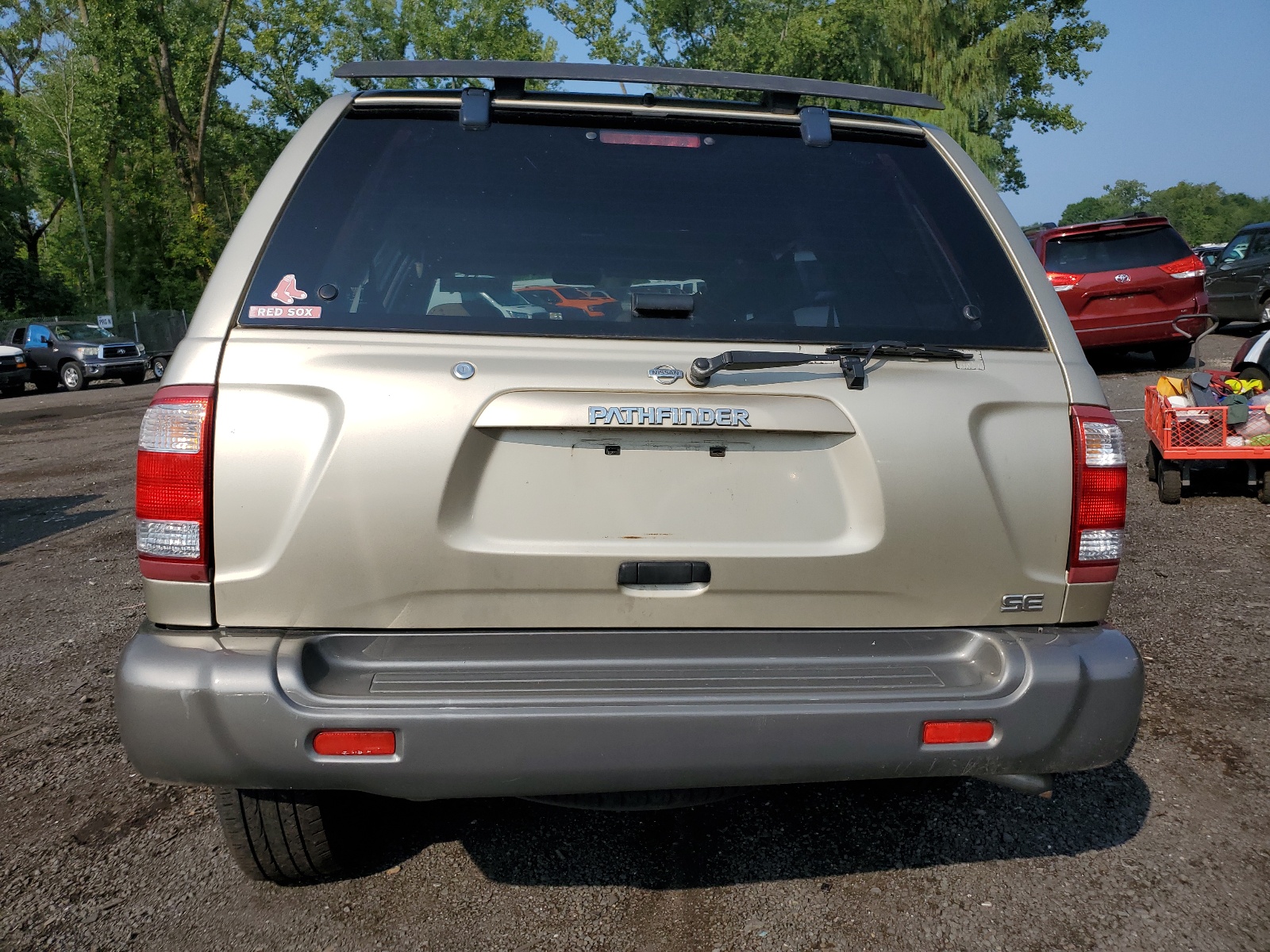 JN8AR07Y1YW422779 2000 Nissan Pathfinder Le