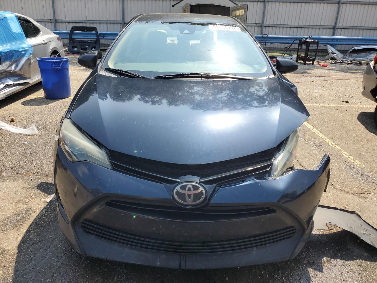 VIN 5YFBURHEXHP728427 2017 TOYOTA COROLLA no.5