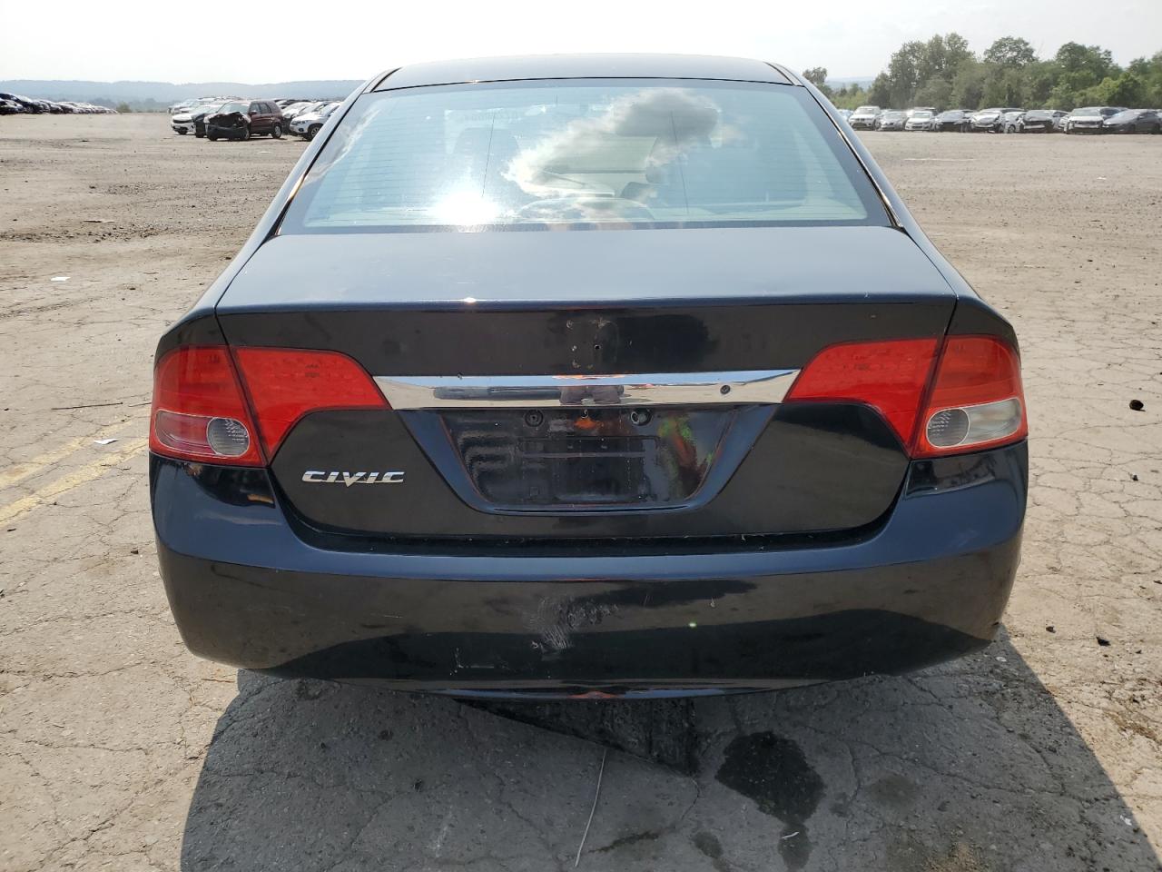 2007 Honda Civic Lx VIN: 1HGFA16567L128284 Lot: 67700654