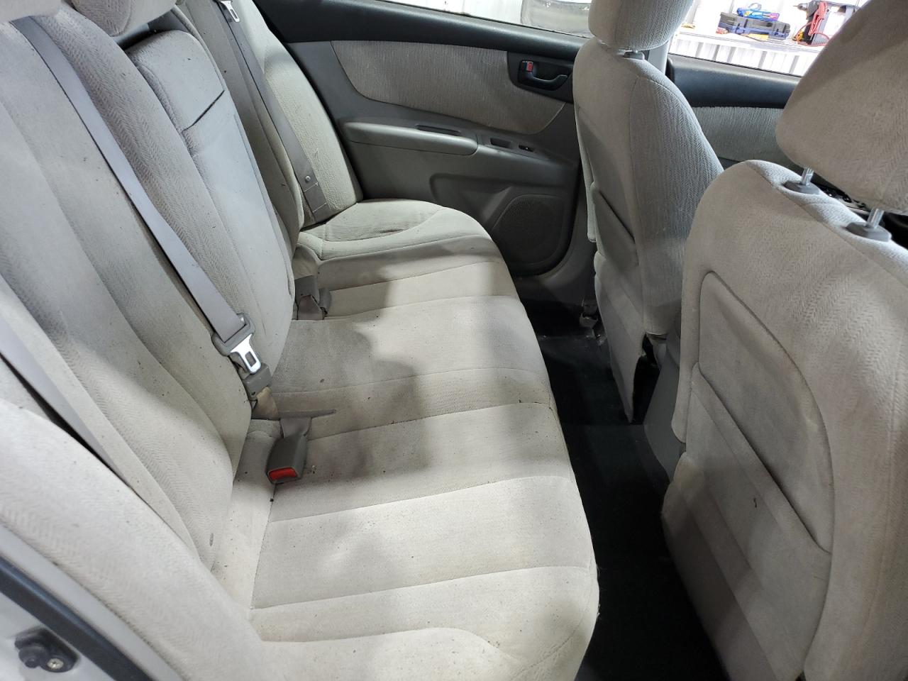 2008 Kia Optima Lx VIN: KNAGE123185250808 Lot: 61871535