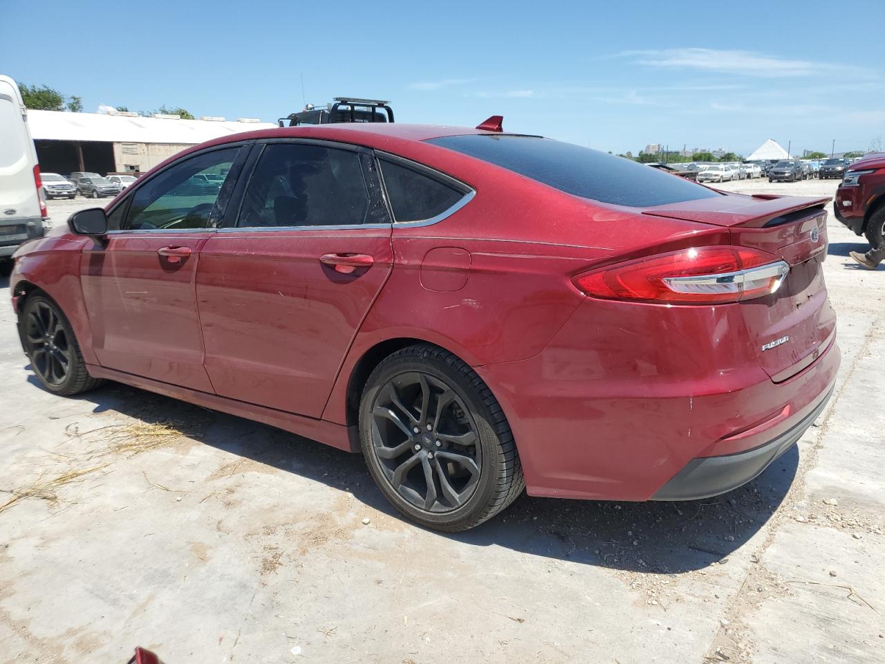 3FA6P0HD5KR171817 2019 FORD FUSION - Image 2