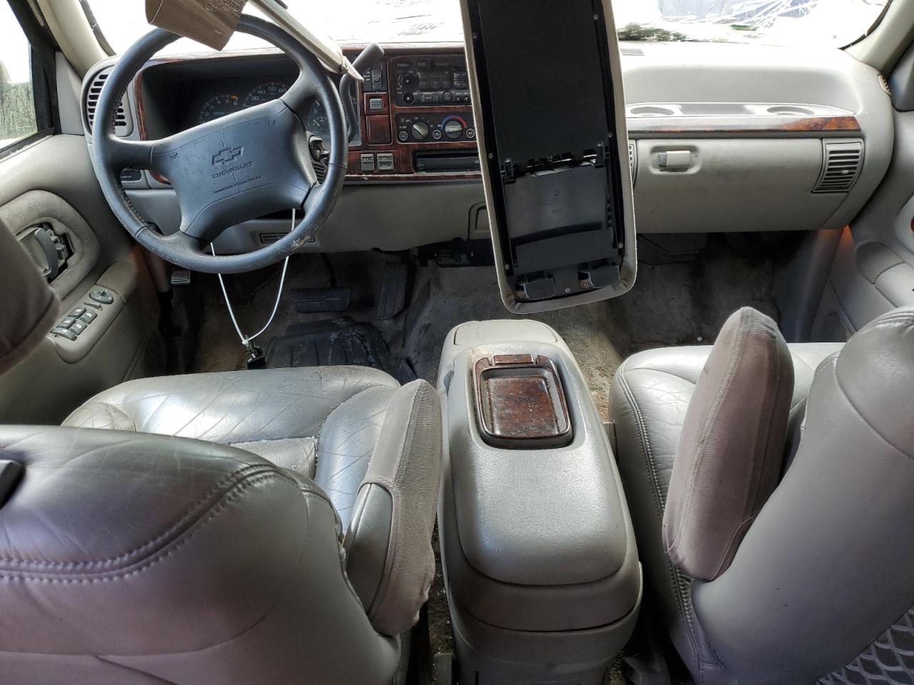 1996 Chevrolet Tahoe K1500 VIN: 1GNEK13RXTJ341976 Lot: 46288615