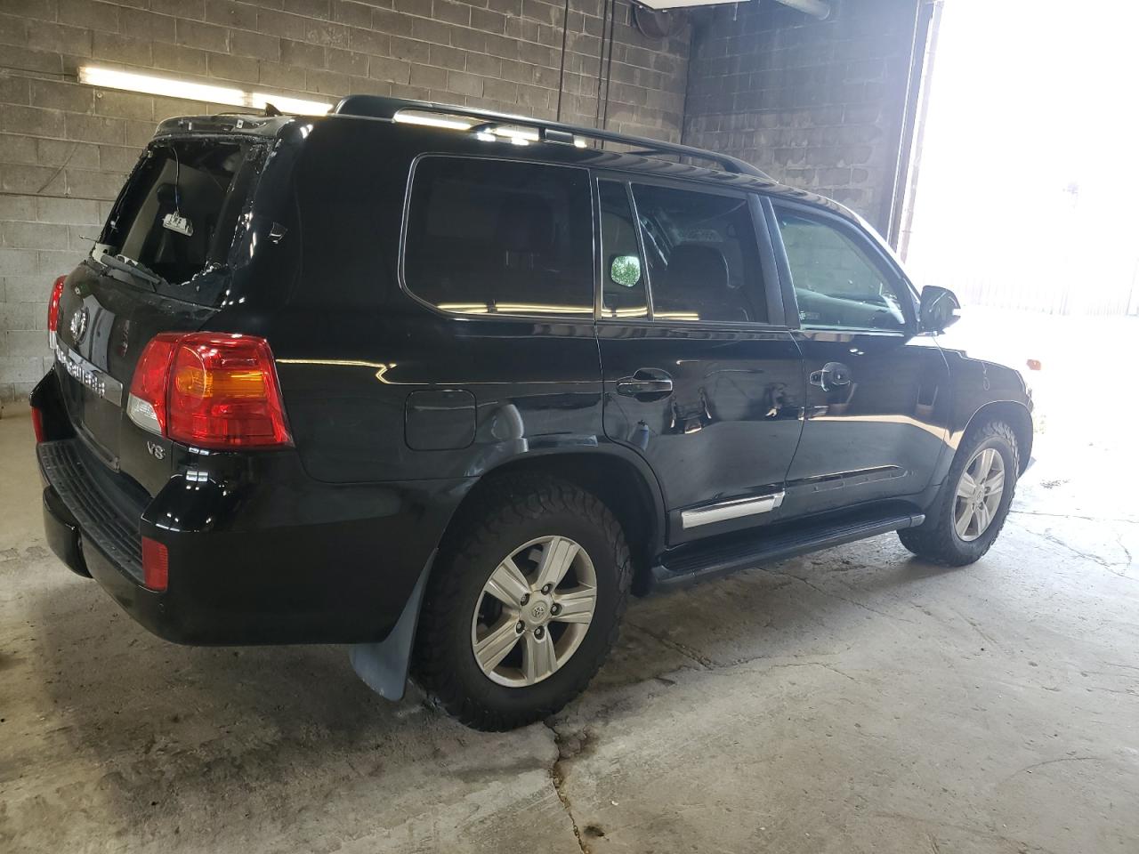 2014 Toyota Land Cruiser VIN: JTMHY7AJ5E4028436 Lot: 65679524