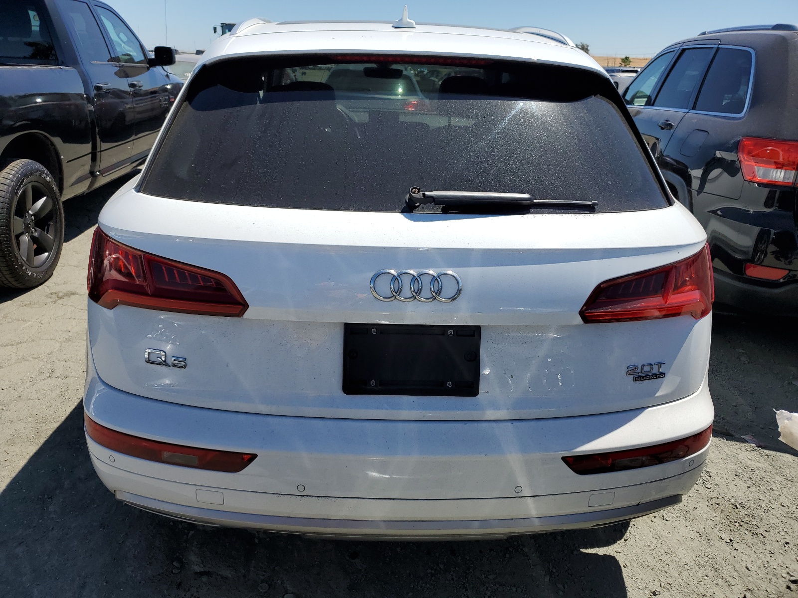 WA1BNAFY0J2025493 2018 Audi Q5 Premium Plus