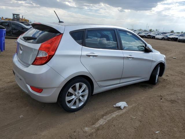  HYUNDAI ACCENT 2013 Srebrny