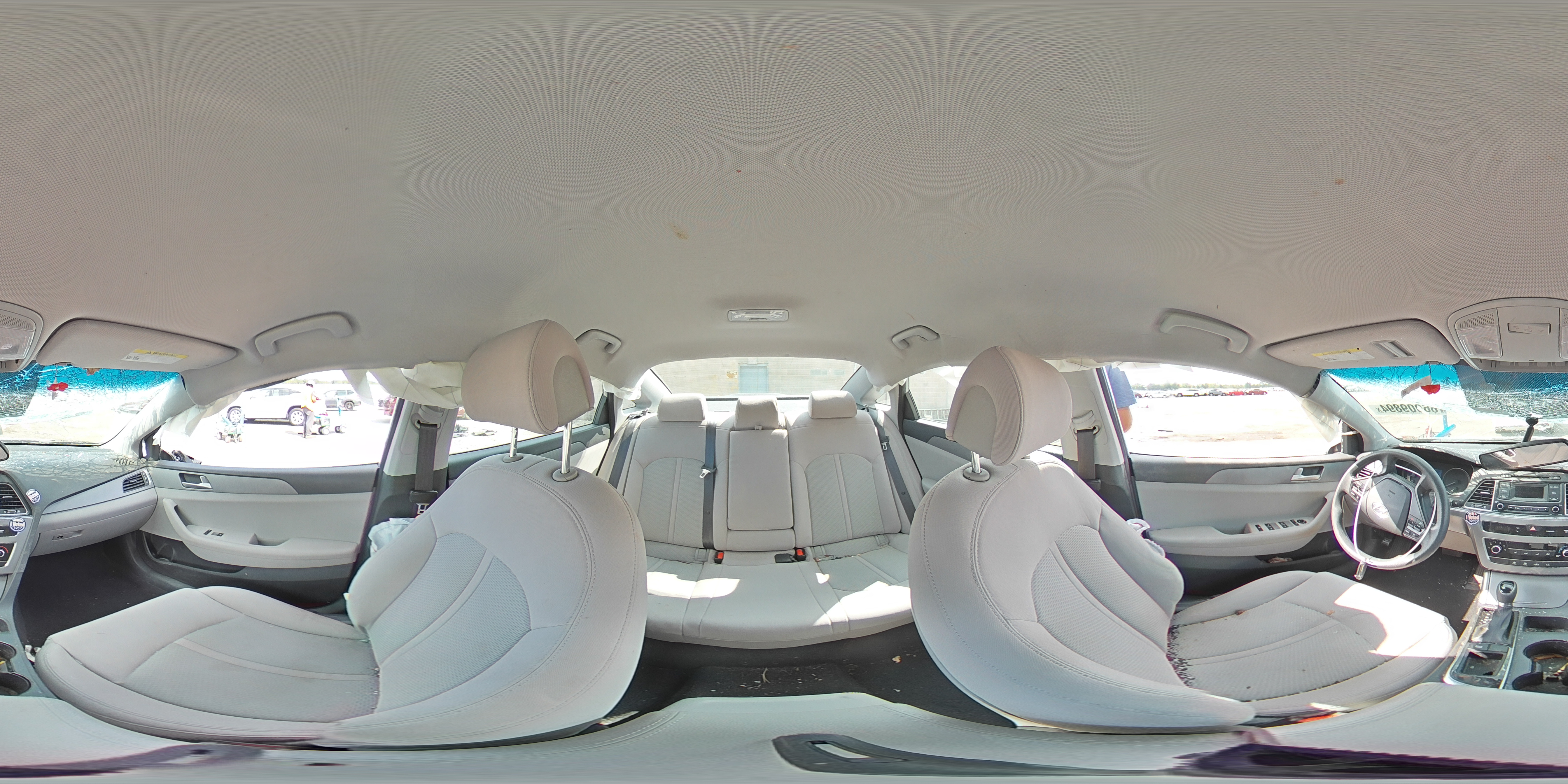 2015 Hyundai Sonata - Image 13