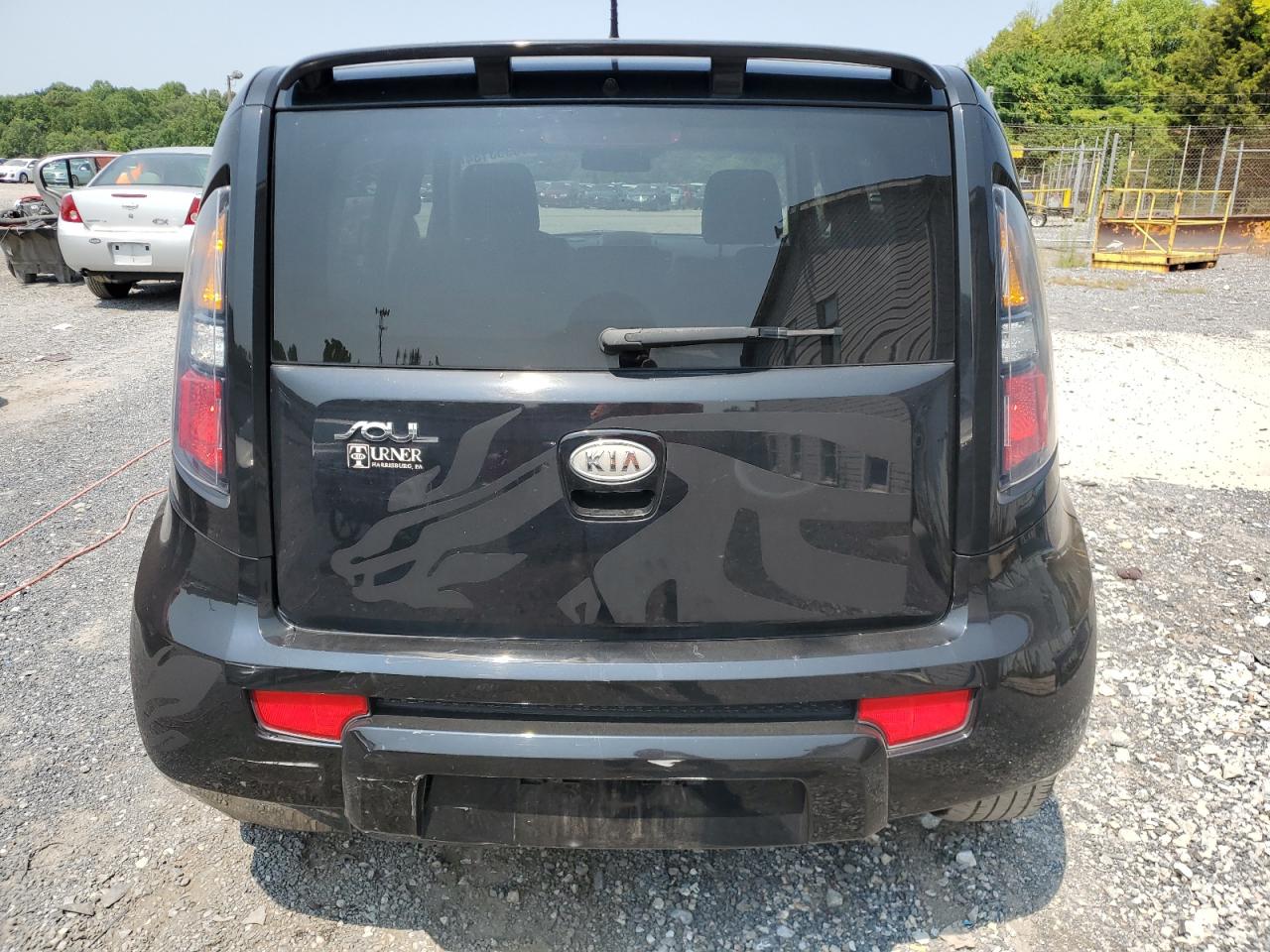 2010 Kia Soul + VIN: KNDJT2A20A7128562 Lot: 66953134