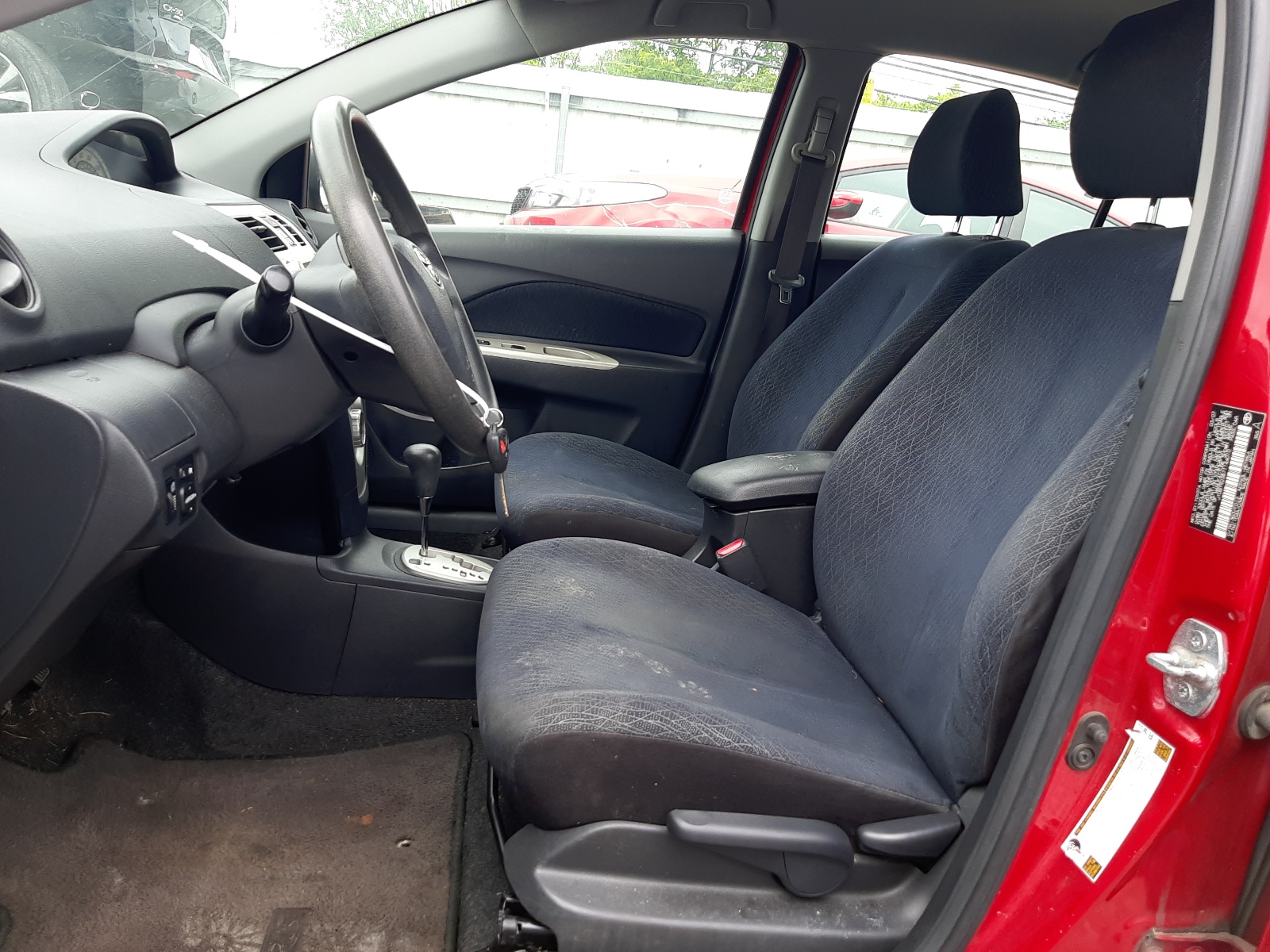 JTDBT923871144010 2007 Toyota Yaris