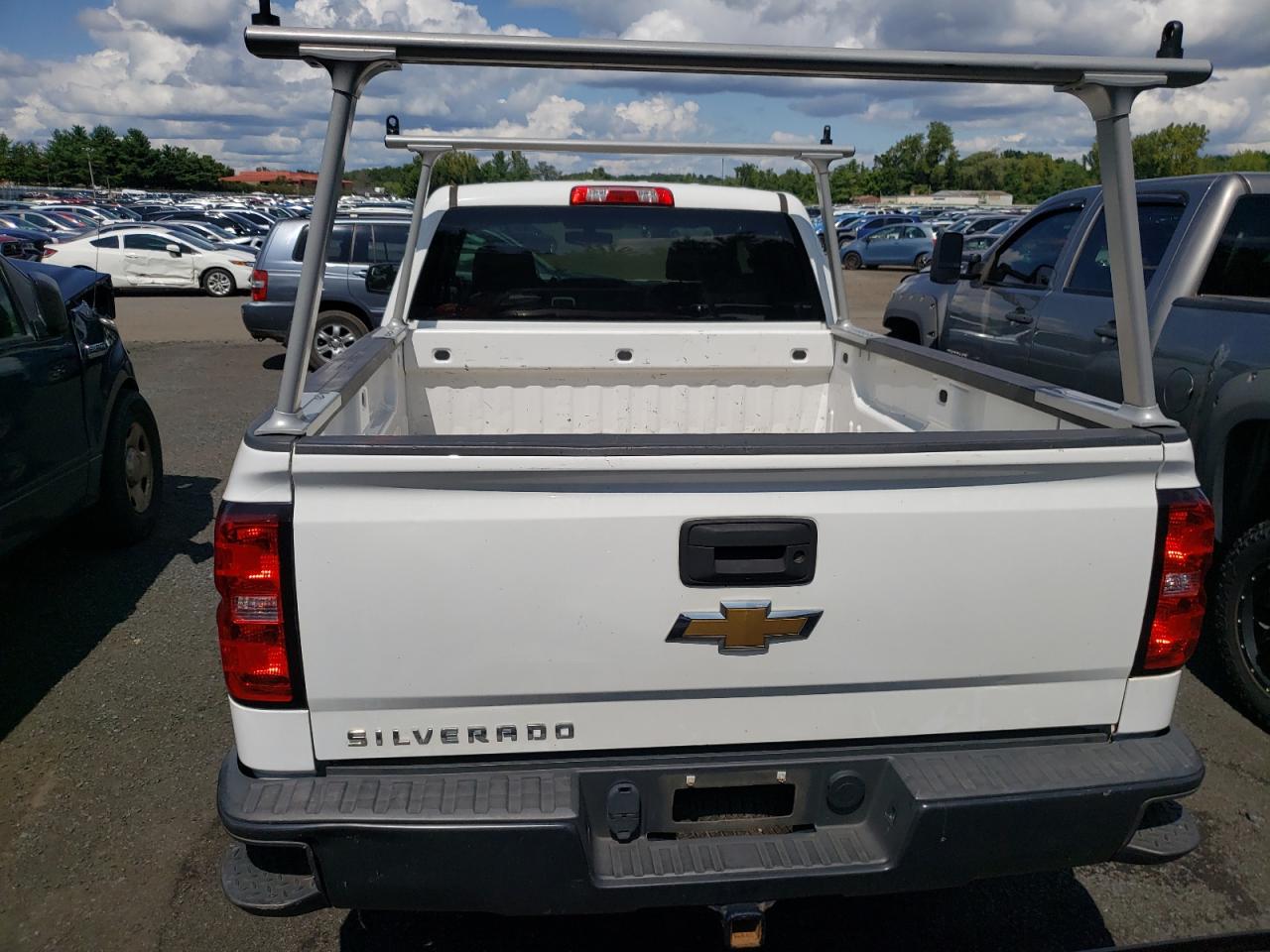 1GCVKNEHXJZ363382 2018 Chevrolet Silverado K1500