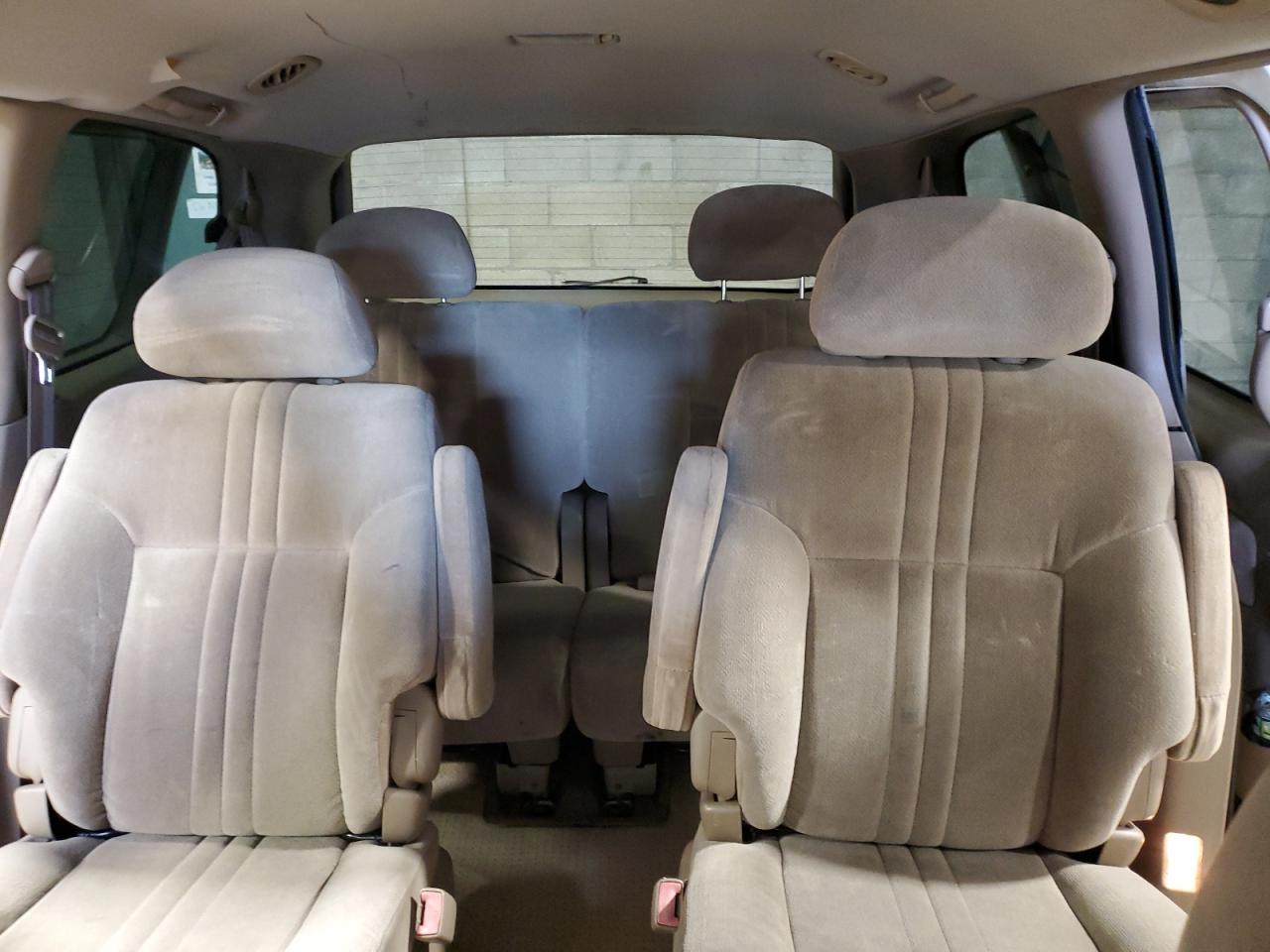 2002 Toyota Sienna Le VIN: 4T3ZF13C42U448225 Lot: 68568064