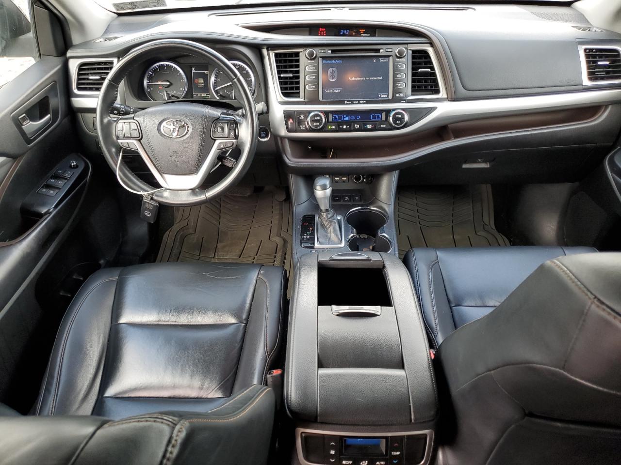 2019 Toyota Highlander Se VIN: 5TDJZRFHXKS928006 Lot: 68410344