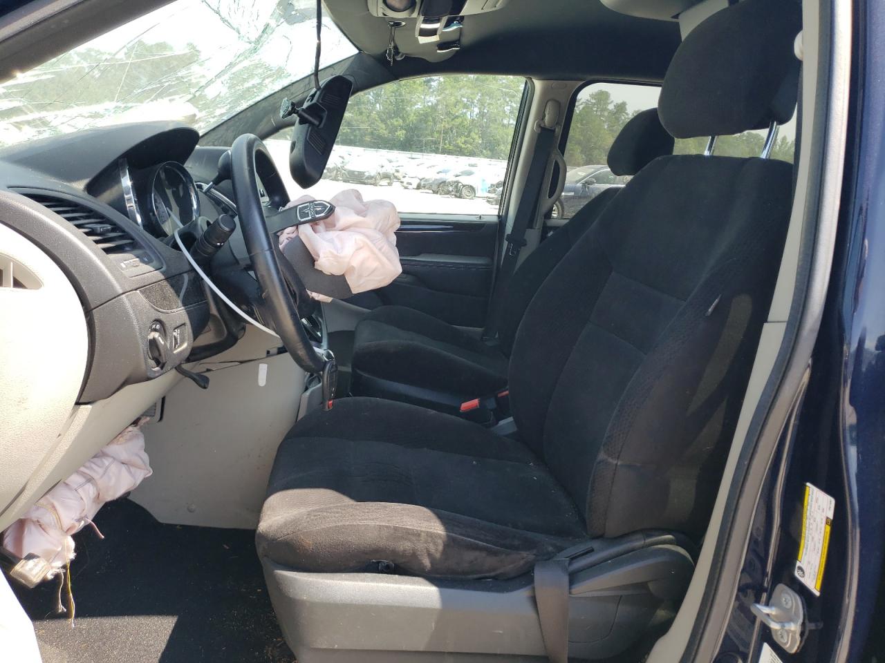 2014 Dodge Caravan - Image 7