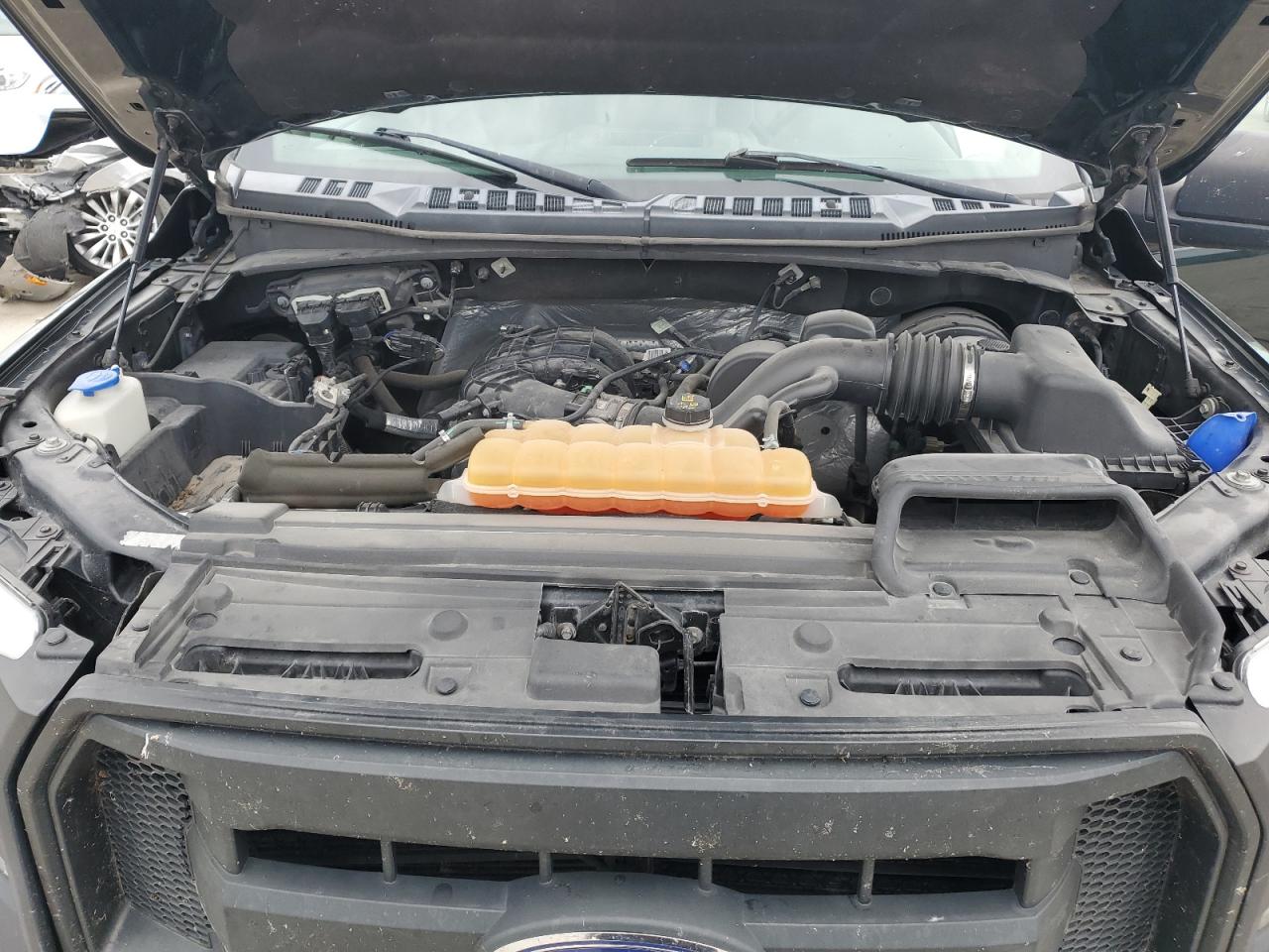 2016 Ford F-150 - Image 13