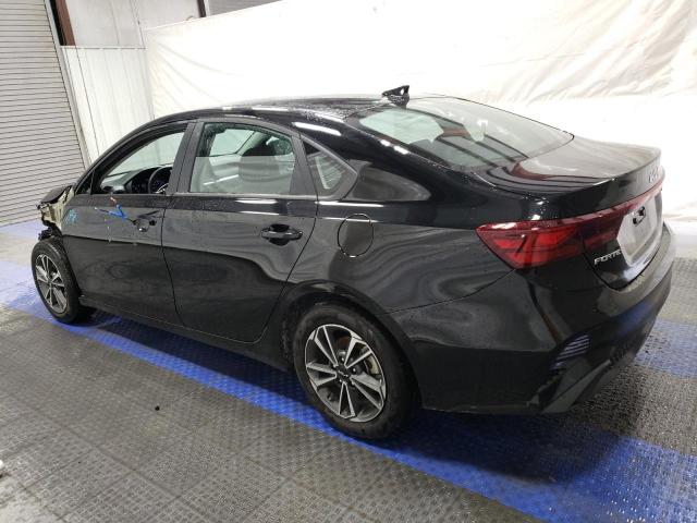 3KPF24AD1RE744532 Kia Forte LX 2