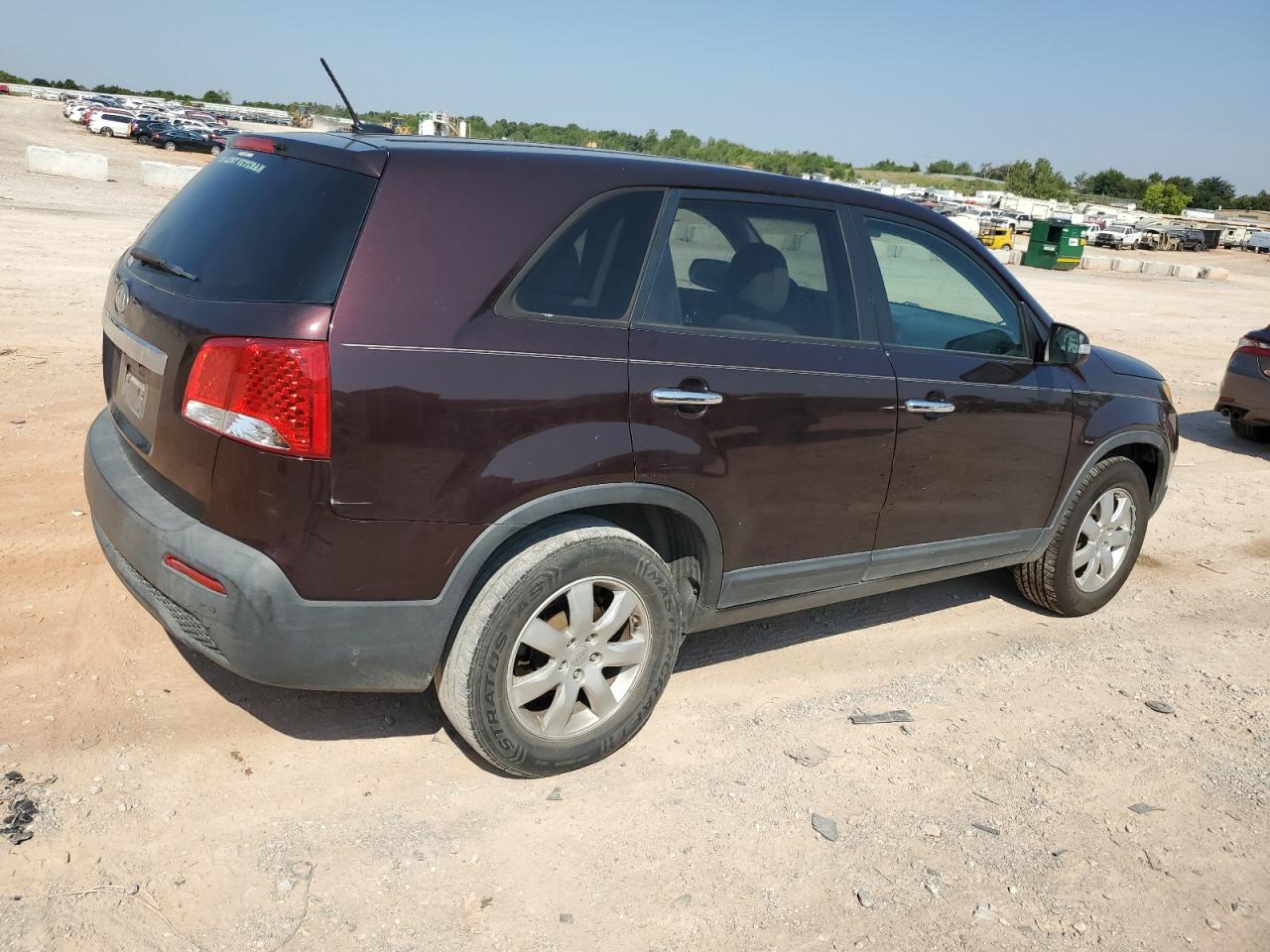 2011 Kia Sorento - Image 3