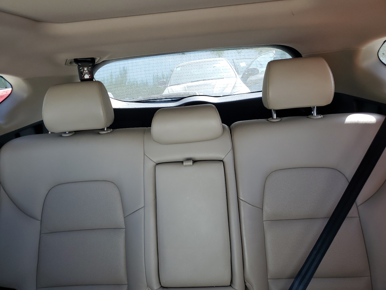 2016 Hyundai Tucson Limited vin: KM8J33A25GU056091