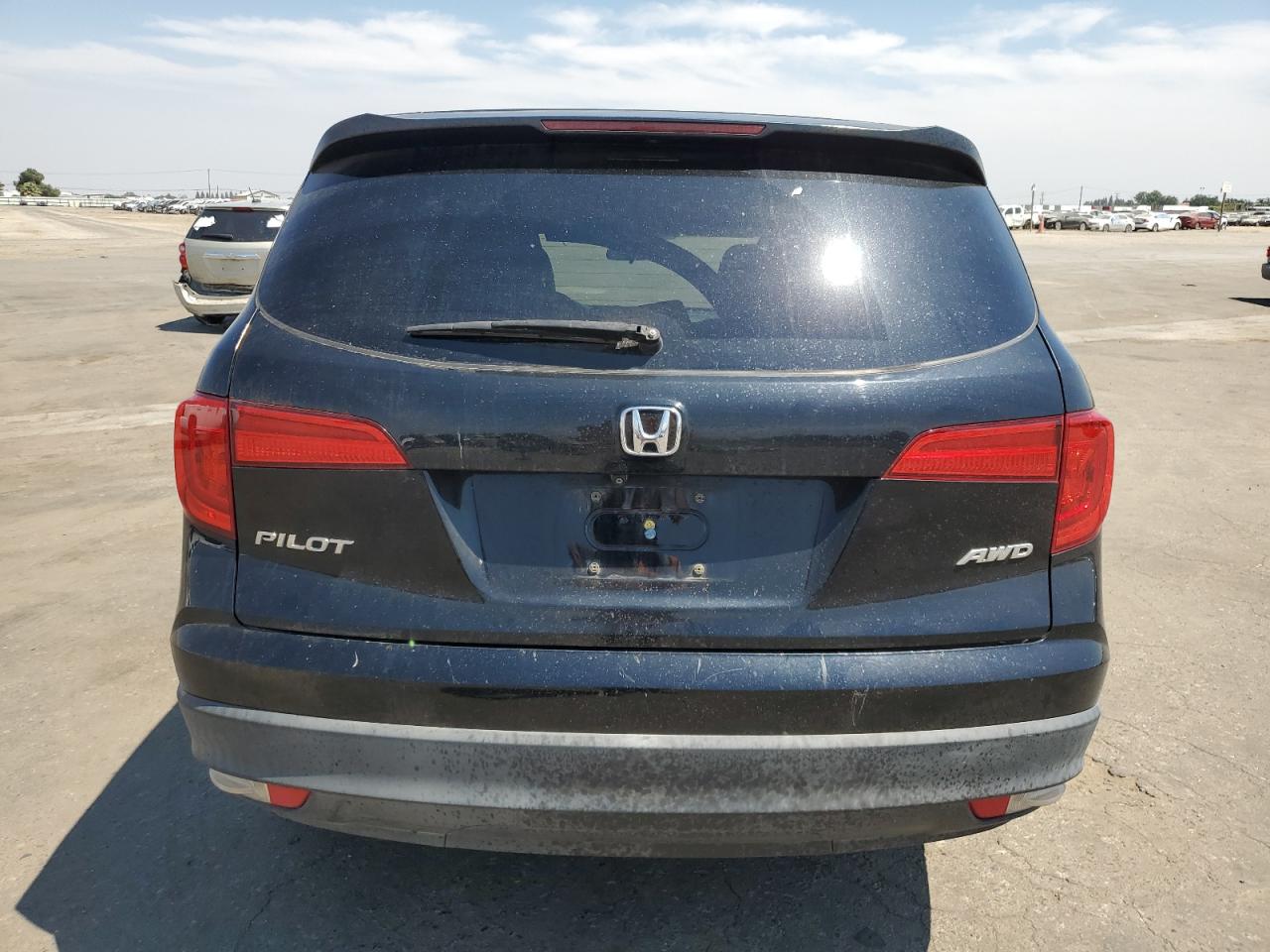 2017 Honda Pilot Lx VIN: 5FNYF6H13HB020743 Lot: 65420854