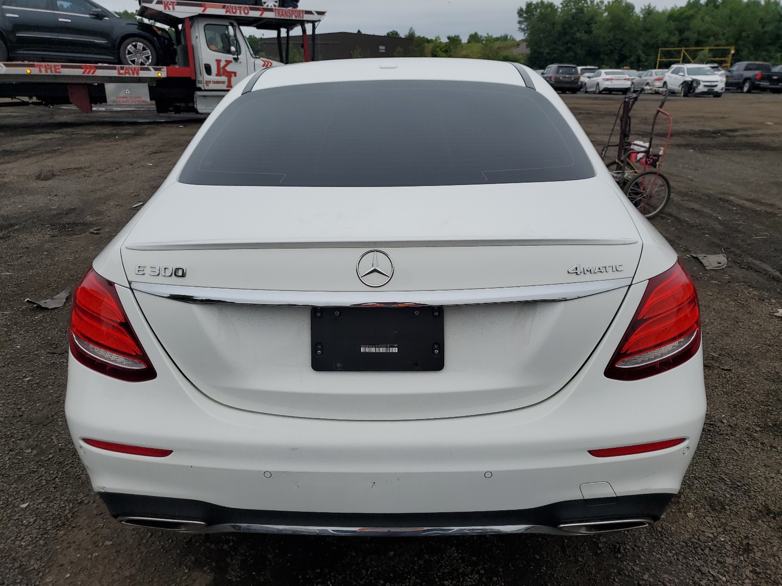 WDDZF4KB1HA107663 2017 Mercedes-Benz E 300 4Matic