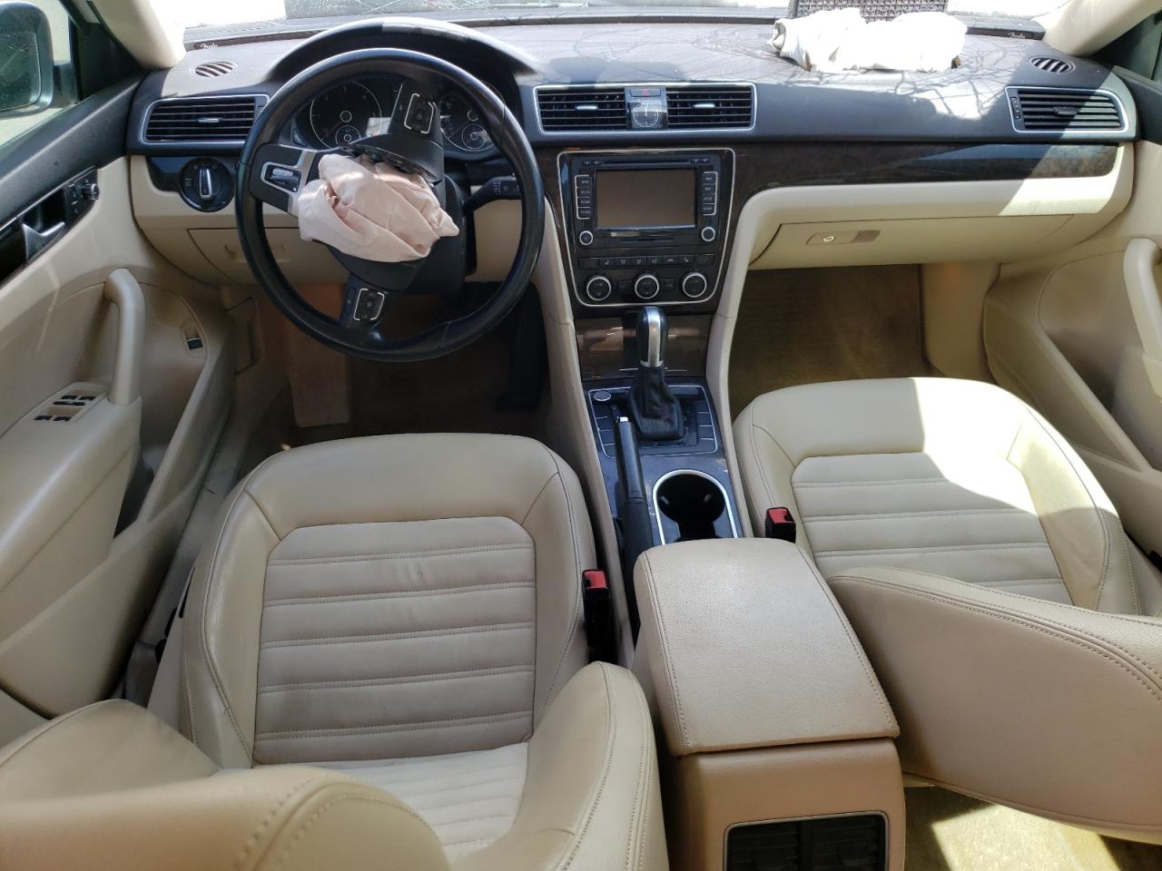 2015 Volkswagen Passat Sel VIN: 1VWCV7A39FC103406 Lot: 82234114