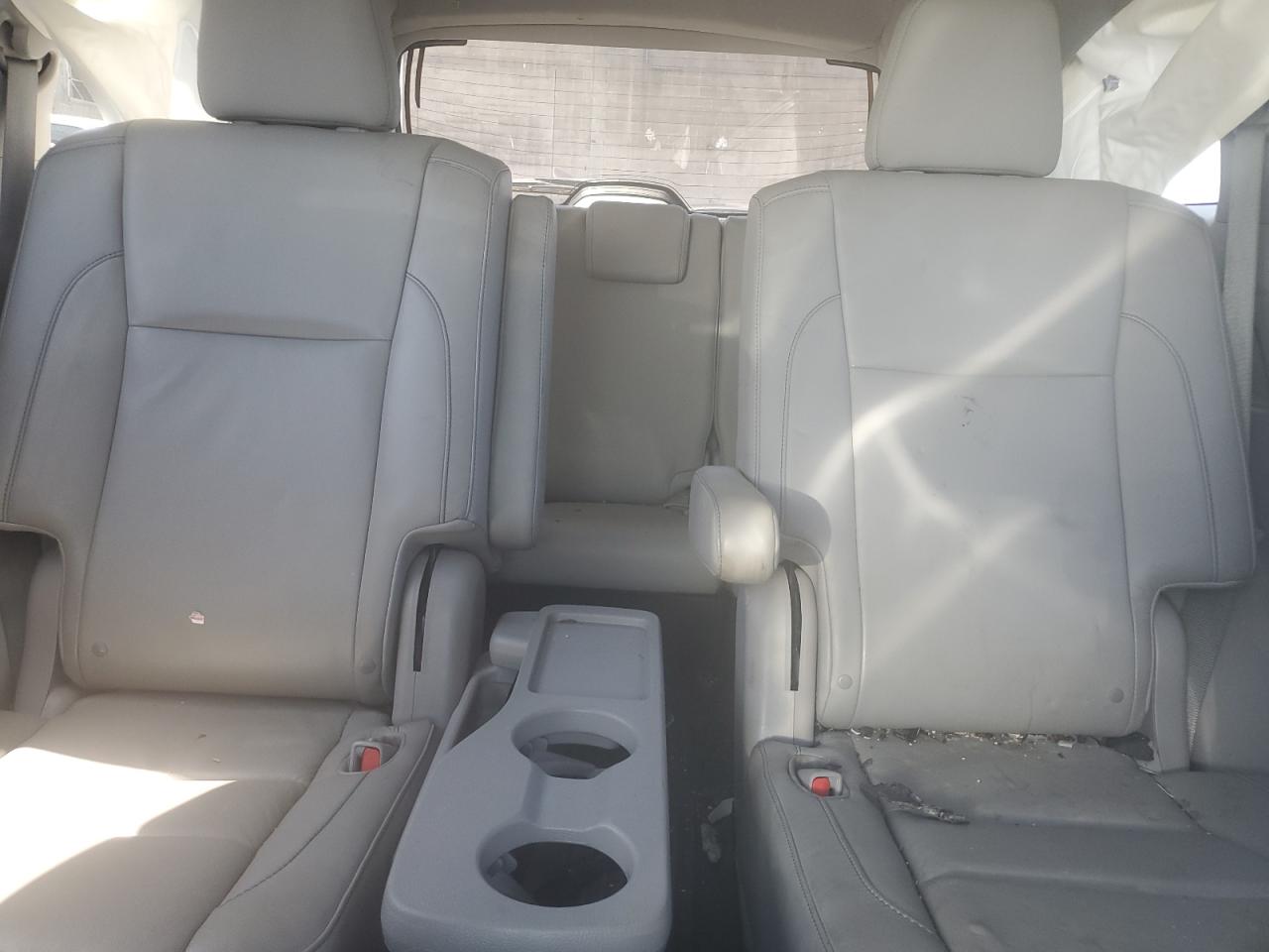 2014 Toyota Highlander Xle VIN: 5TDJKRFH2ES012140 Lot: 65891024