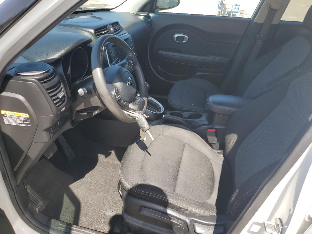 2018 Kia Soul + VIN: KNDJP3A56J7551117 Lot: 66040824