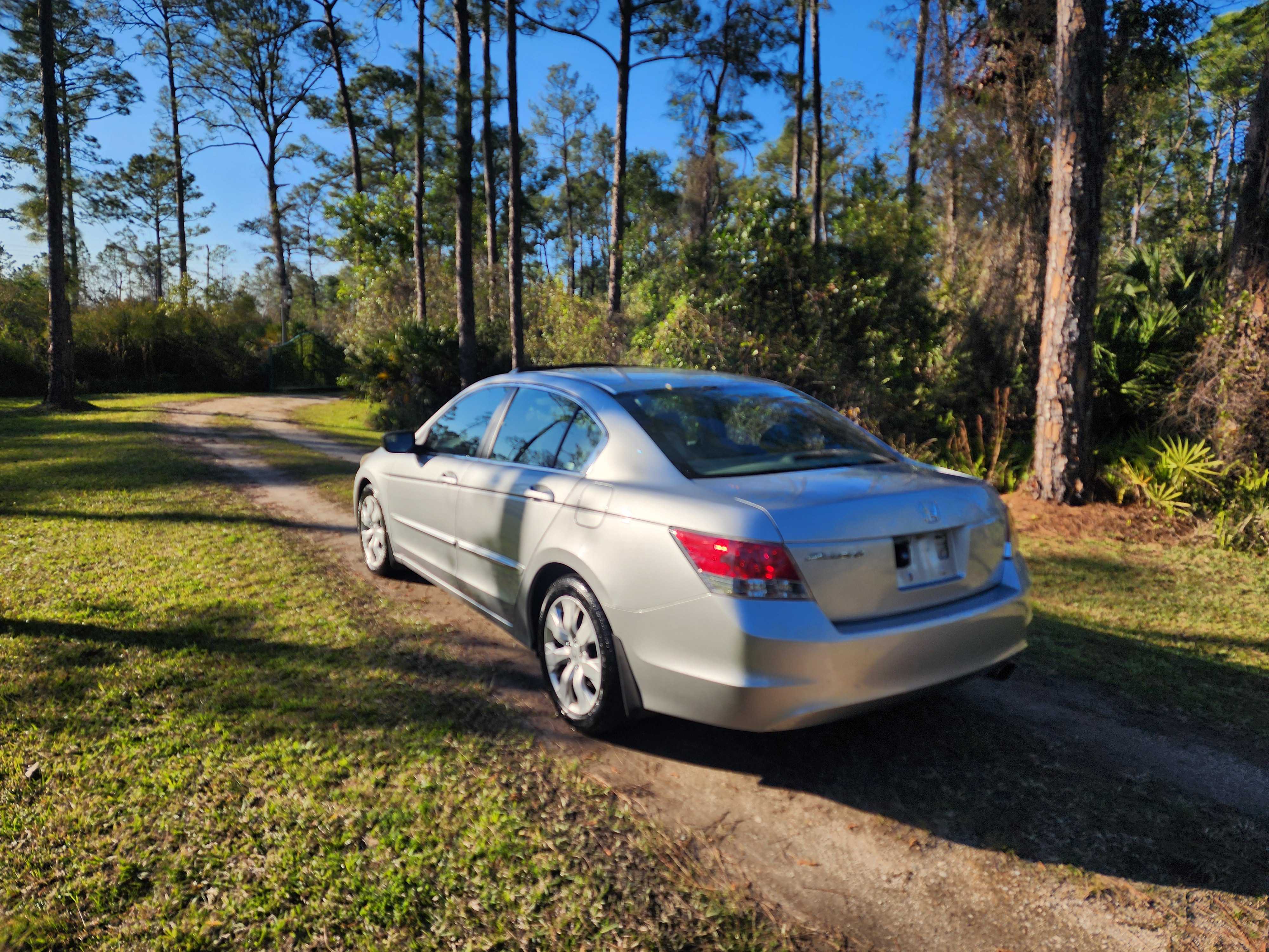 1HGCP26718A073510 2008 Honda Accord Ex