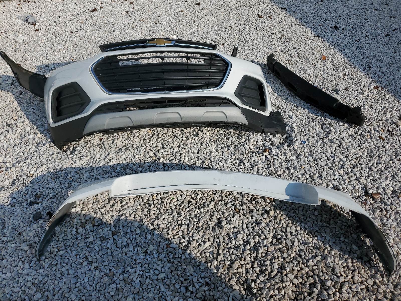 KL7CJLSB0KB957890 2019 Chevrolet Trax 1Lt