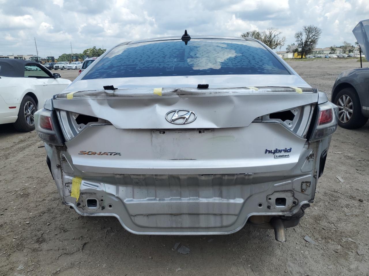 2016 Hyundai Sonata Hybrid VIN: KMHE34L10GA608058 Lot: 66892724