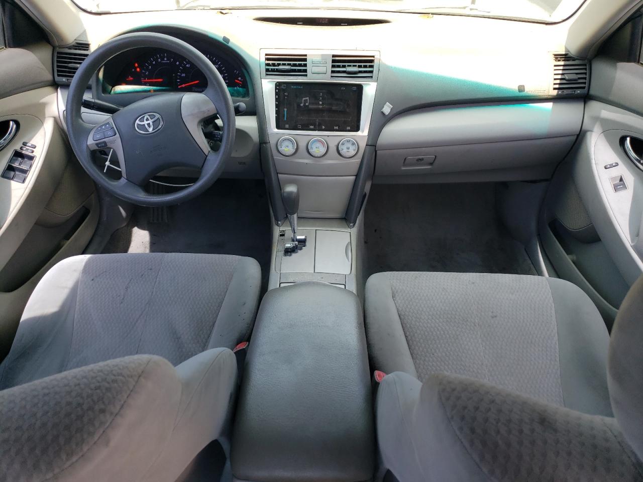 2011 Toyota Camry - Image 8