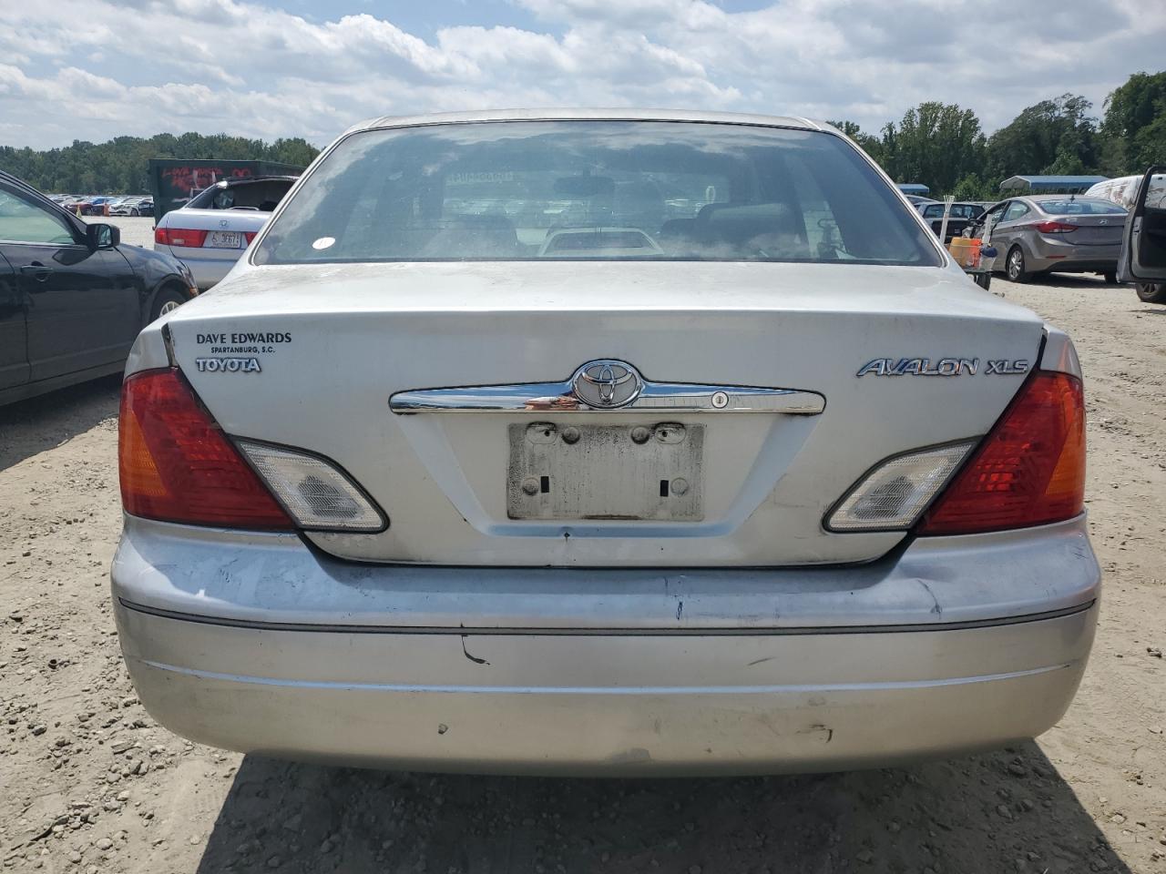 2000 Toyota Avalon Xl VIN: 4T1BF28B4YU097714 Lot: 68354404