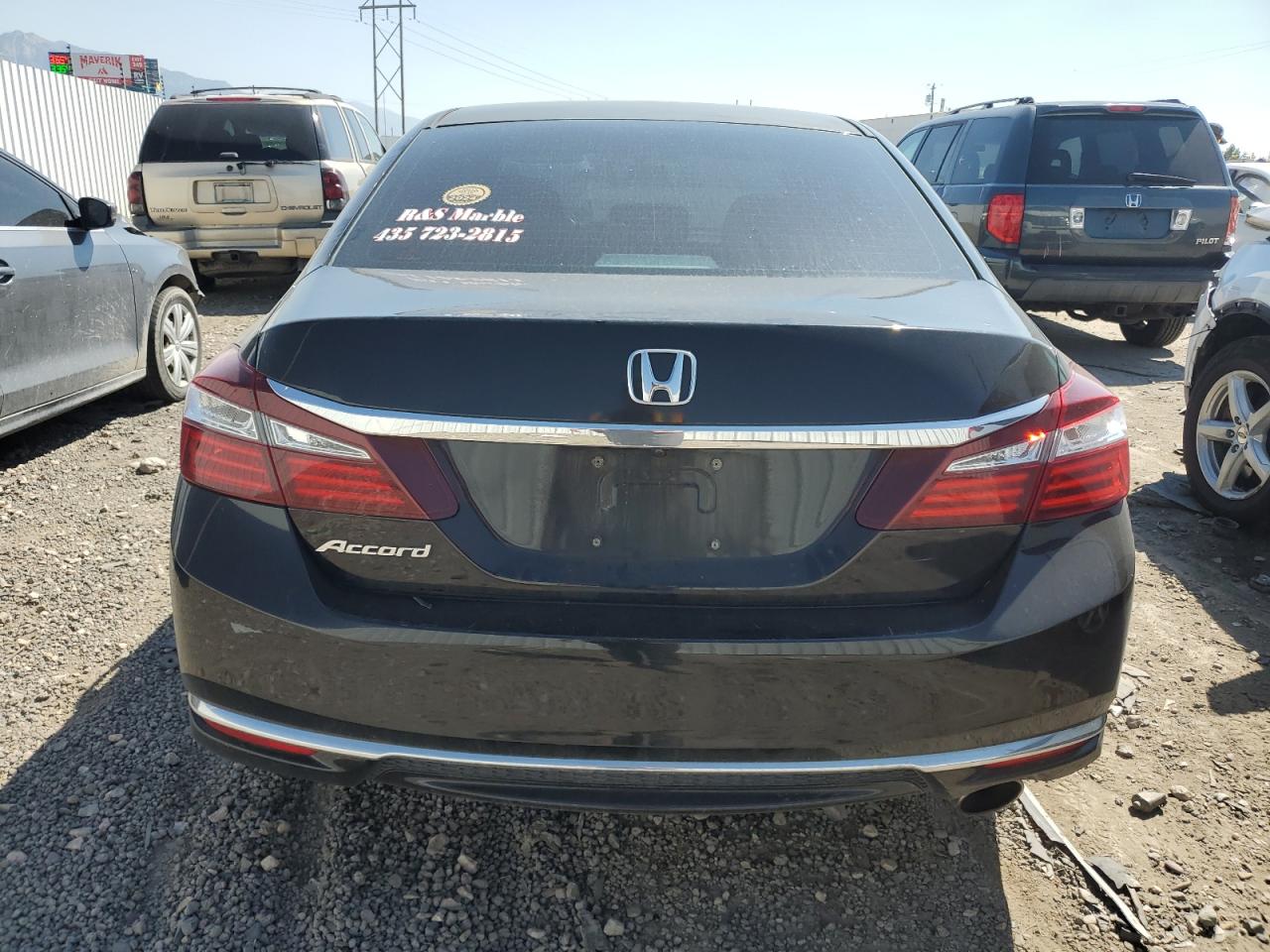 1HGCR2F34HA186651 2017 Honda Accord Lx