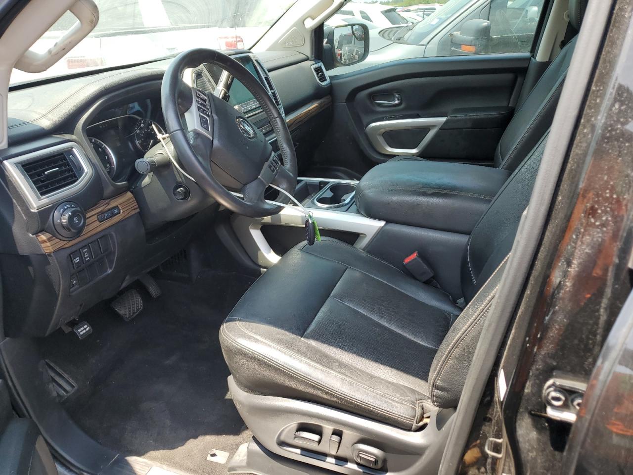 1N6AA1ED8LN508126 2020 Nissan Titan Sv