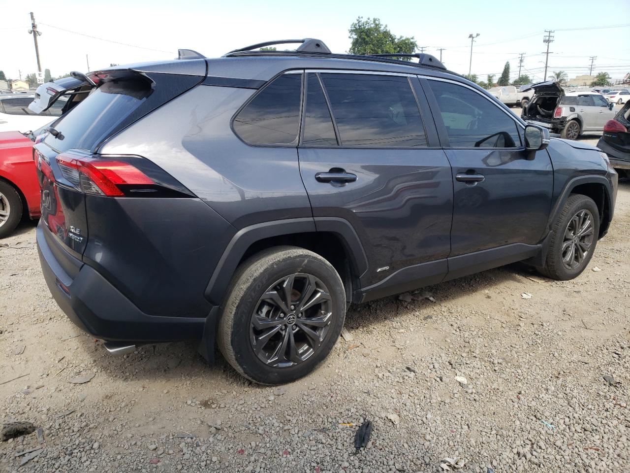 2022 Toyota Rav4 Xle Premium VIN: JTMB6RFV7ND064972 Lot: 65410464