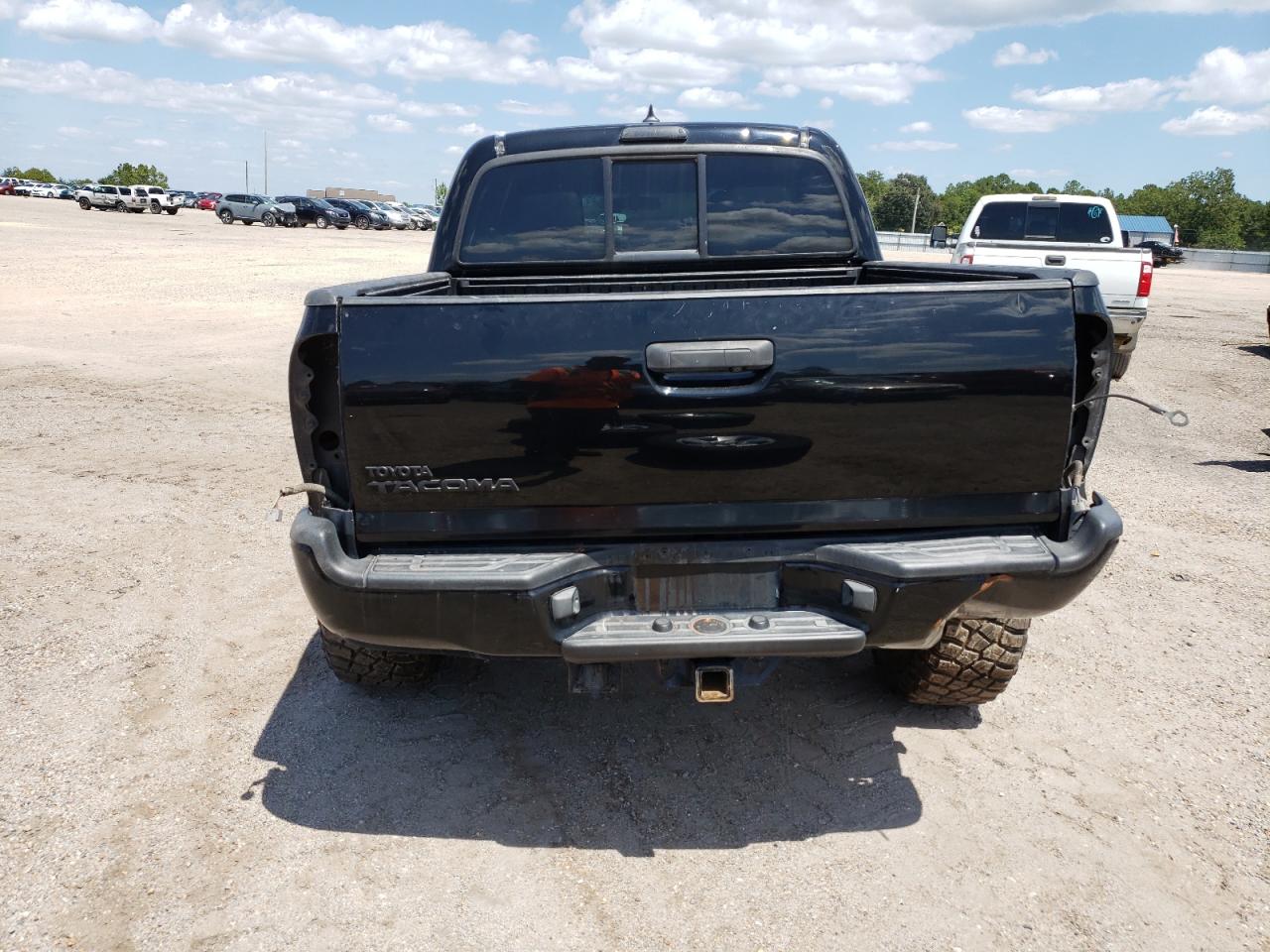 3TMJU4GN3FM182333 2015 Toyota Tacoma Double Cab Prerunner