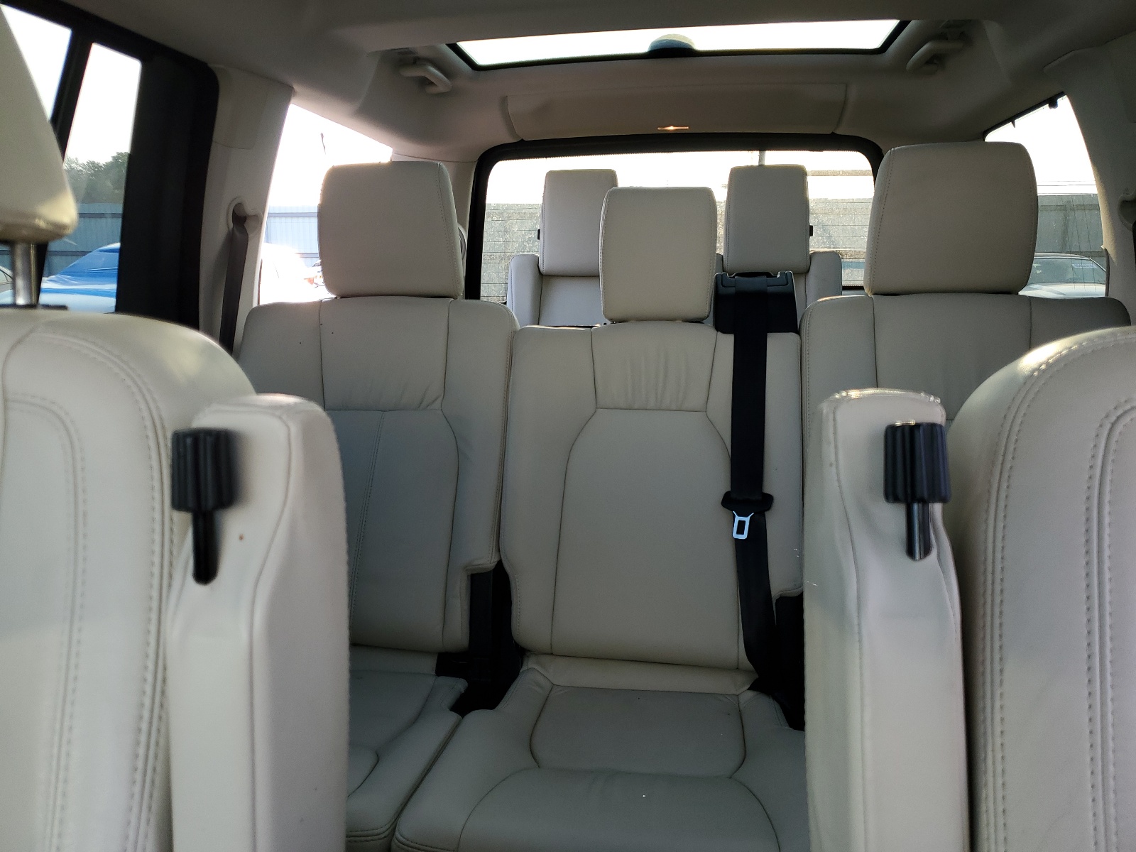 SALAK2V66FA764647 2015 Land Rover Lr4 Hse Luxury