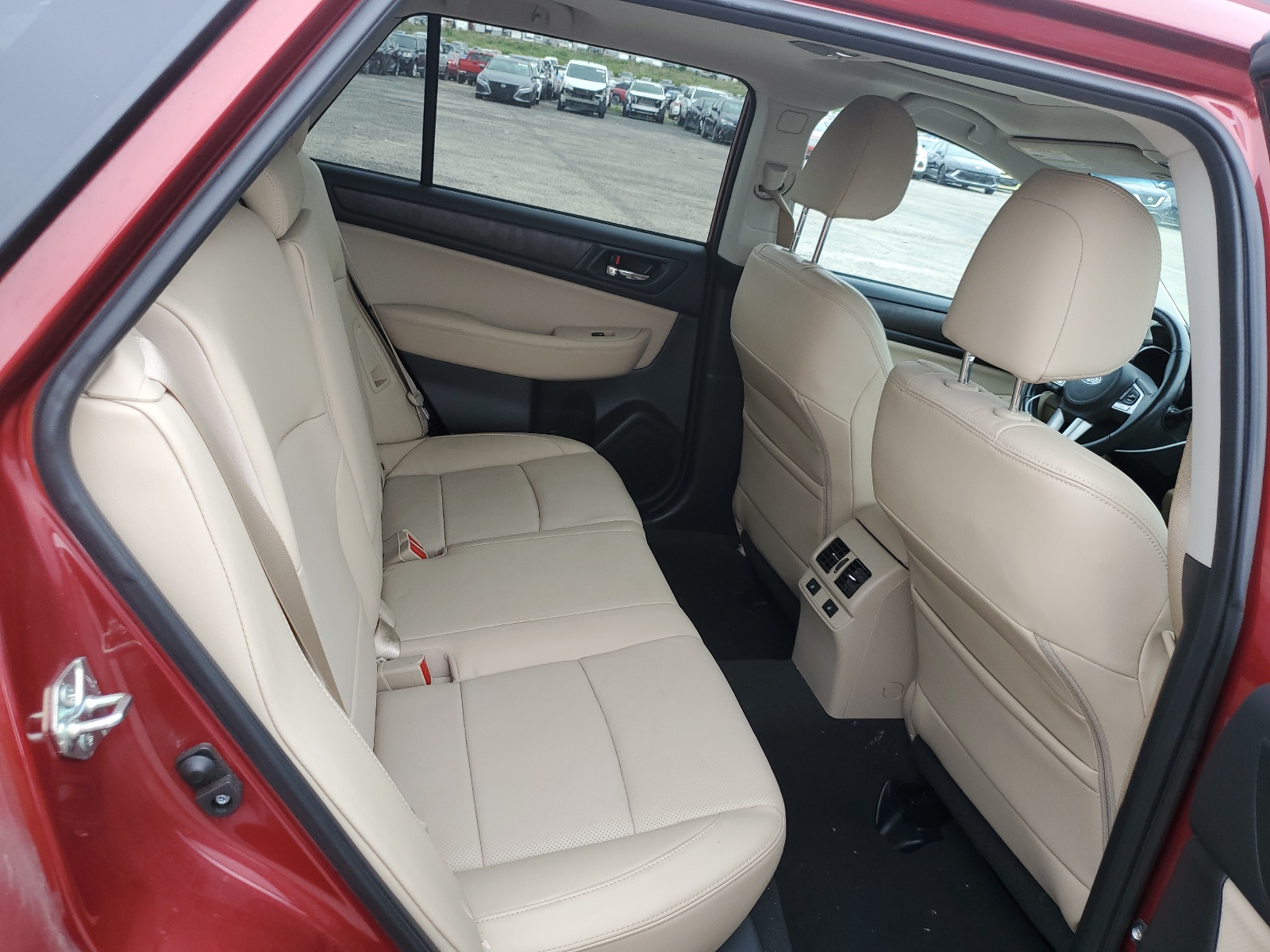 4S4BSBLC7F3318771 2015 Subaru Outback 2.5I Limited