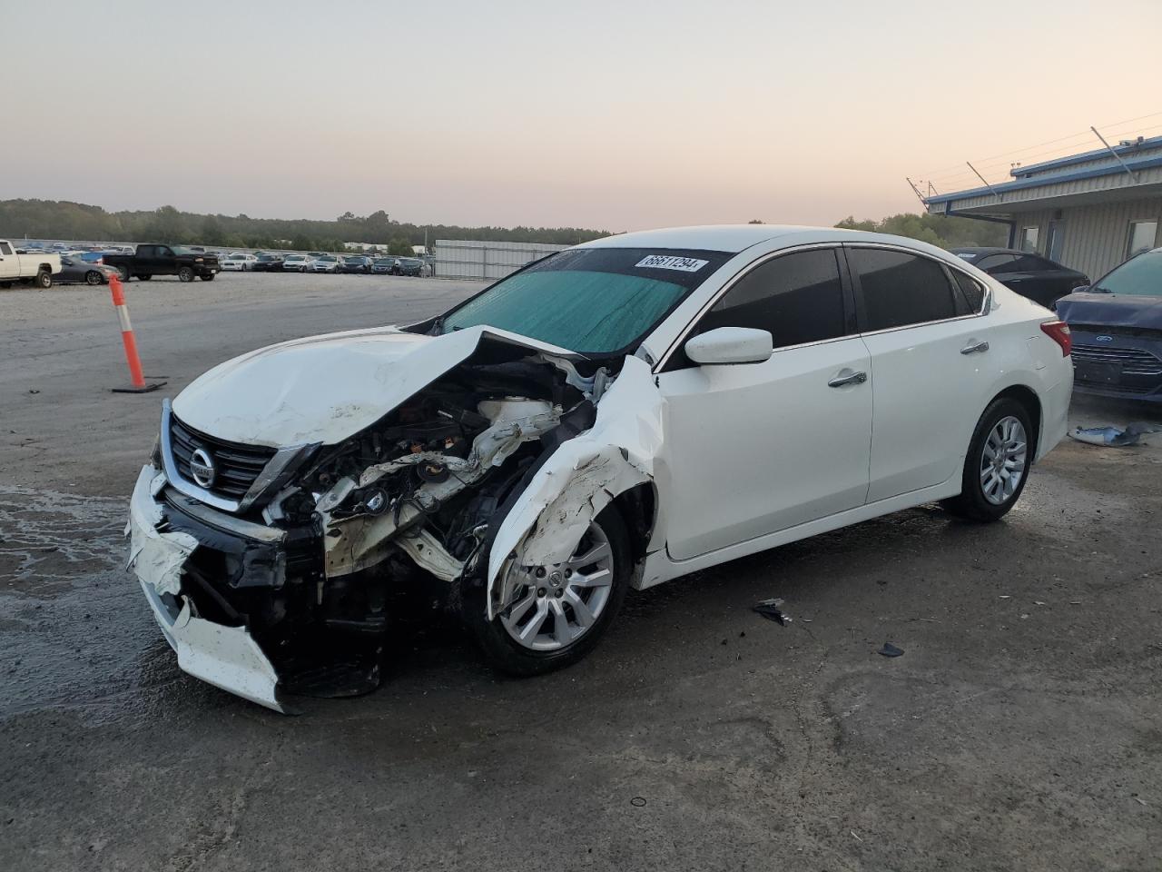 1N4AL3AP4JC119250 2018 NISSAN ALTIMA - Image 1