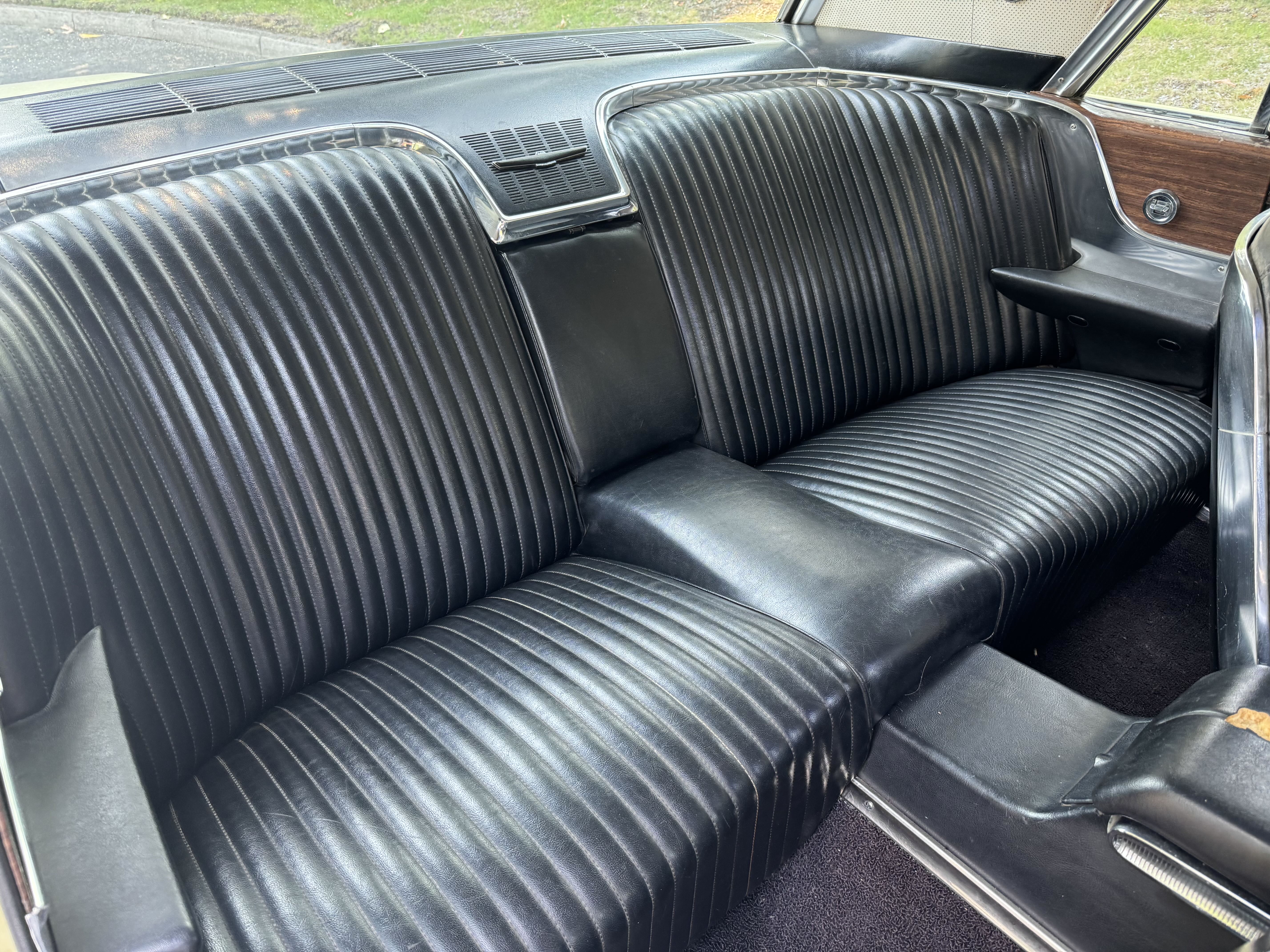 4Y87Z179924 1964 Ford T-Bird