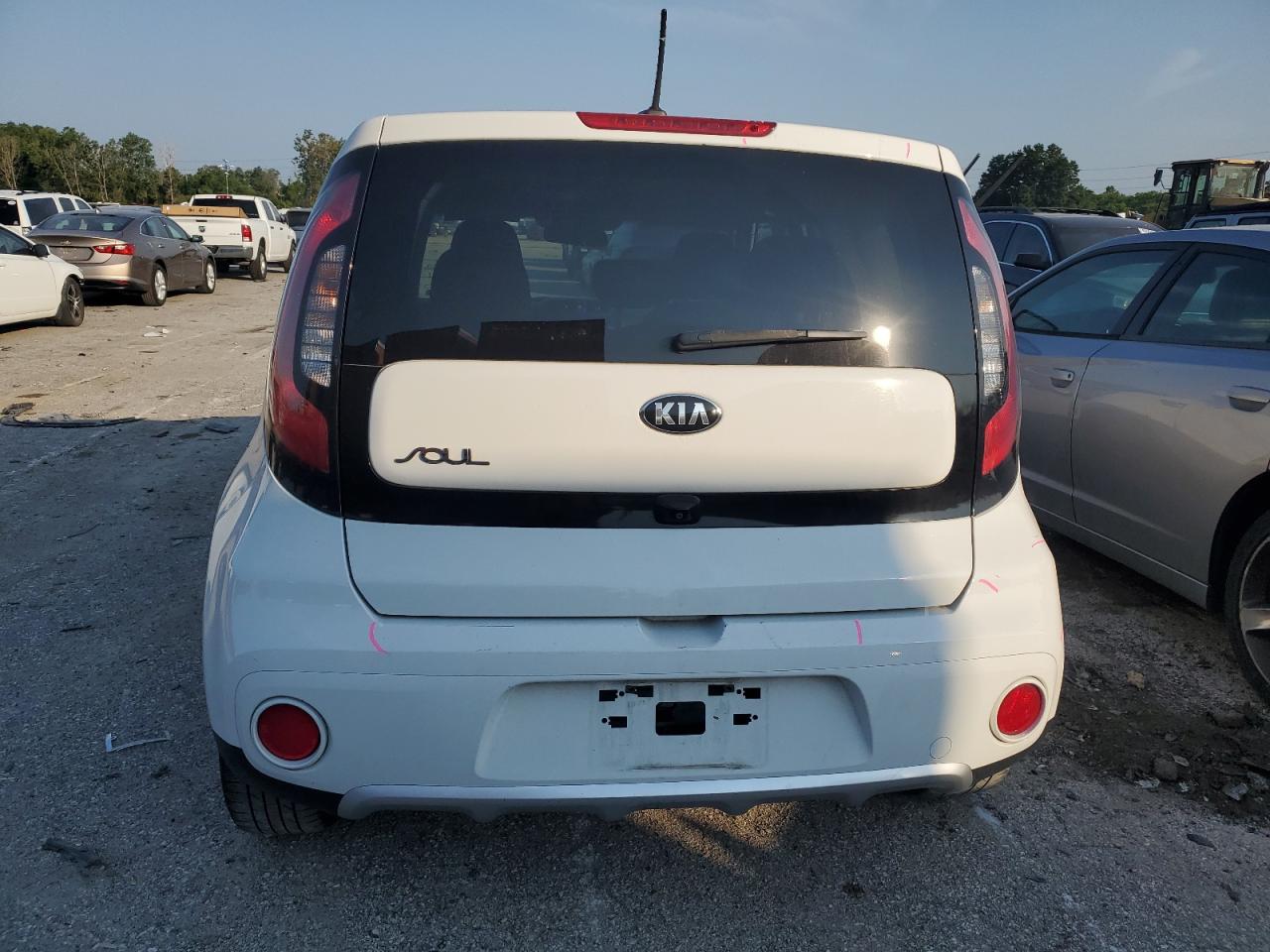 2018 Kia Soul + VIN: KNDJP3A57J7901547 Lot: 64800534