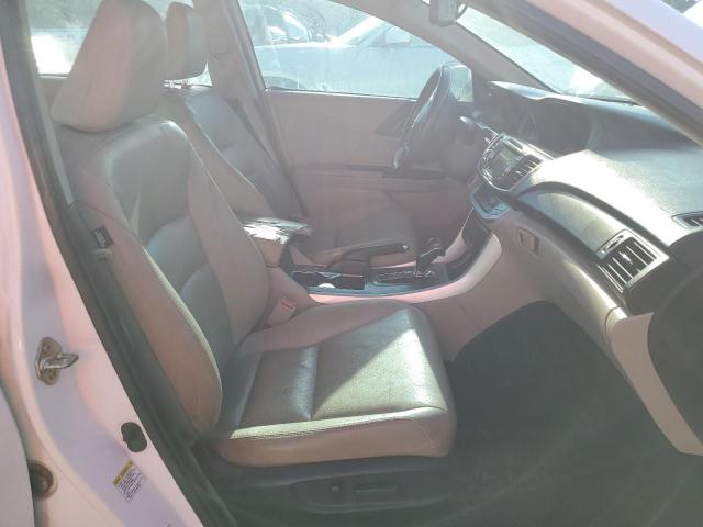  HONDA ACCORD 2013 Белый