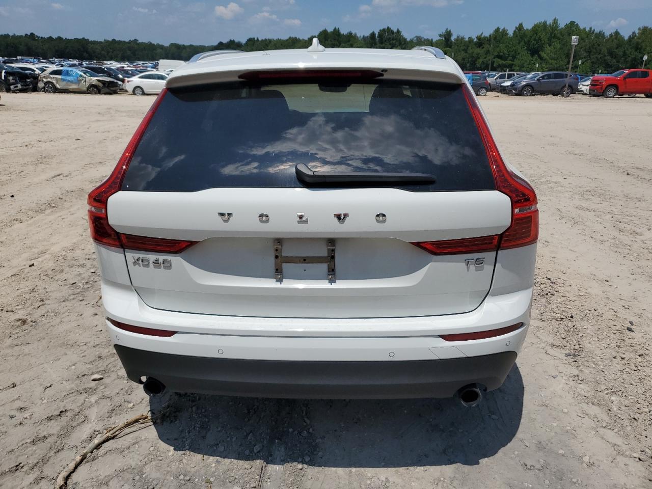 2021 Volvo Xc60 T5 Momentum VIN: YV4102DK4M1821904 Lot: 66490424