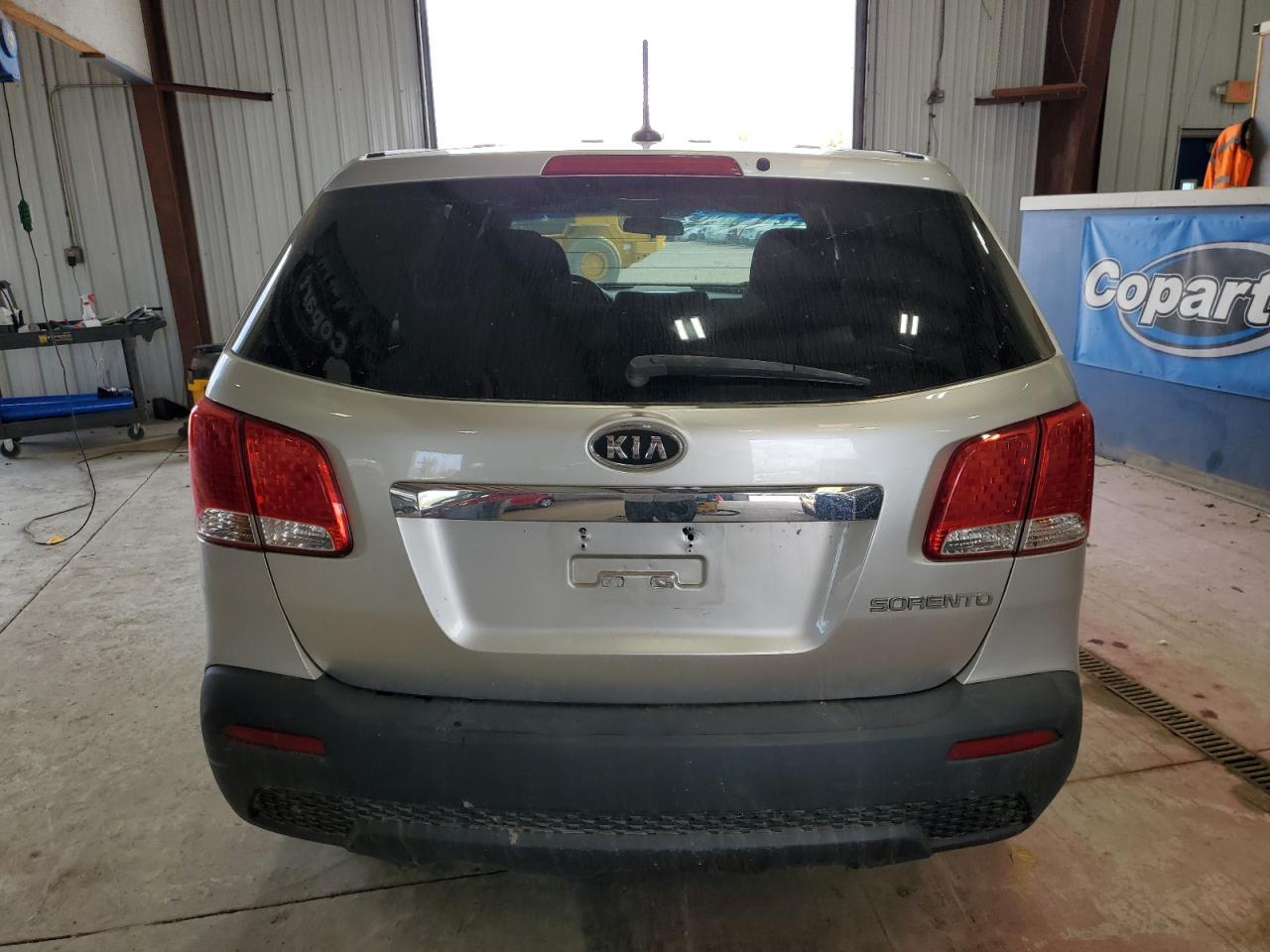 2011 Kia Sorento Base VIN: 5XYKTCA16BG016905 Lot: 68412754