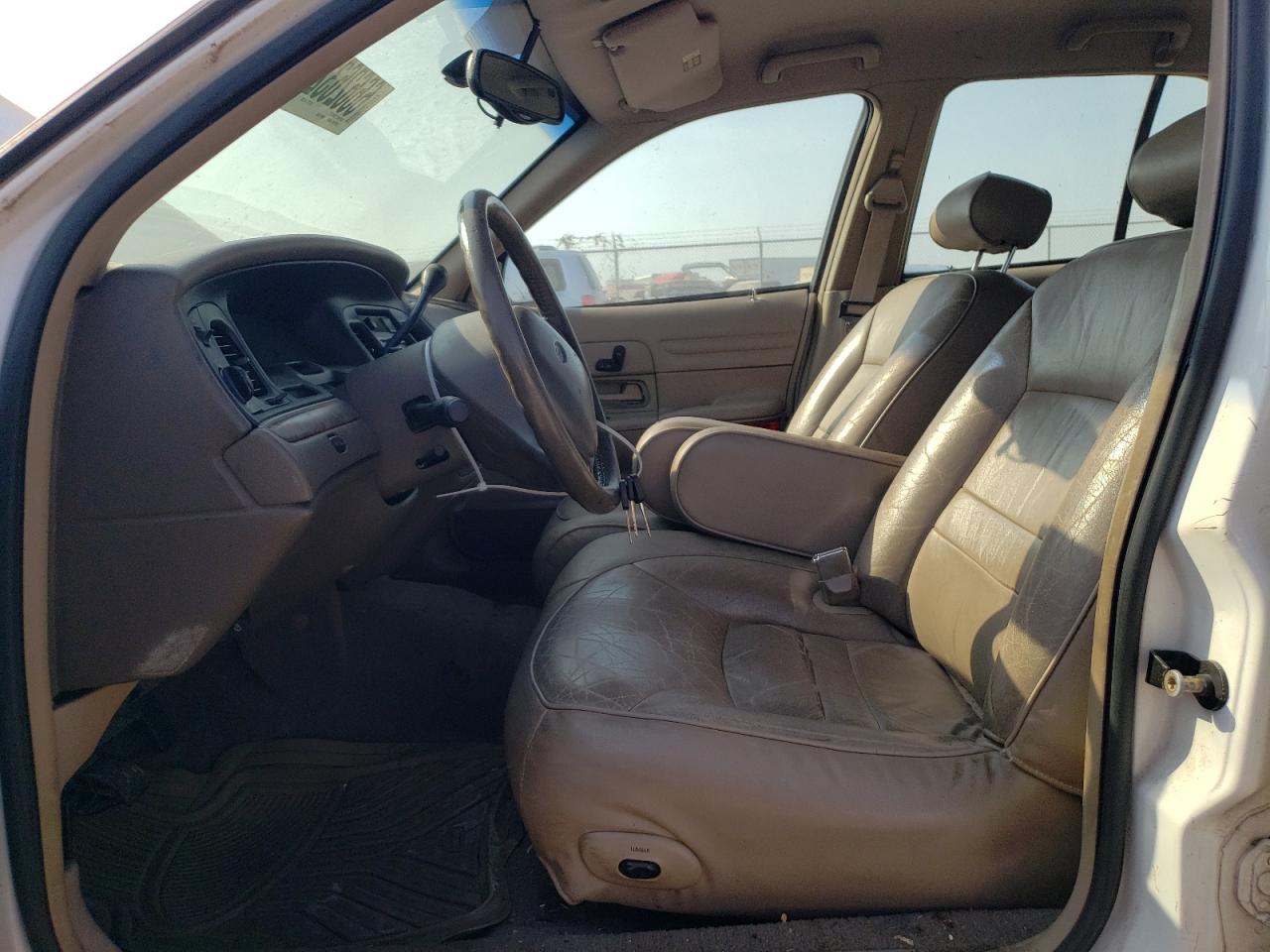 1999 Ford Crown Victoria Lx VIN: 2FAFP74W3XX113228 Lot: 66626324