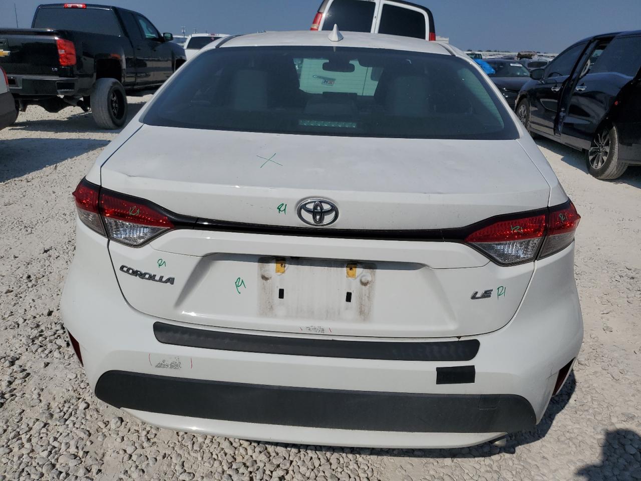 2020 Toyota Corolla Le VIN: JTDEPRAE2LJ072011 Lot: 68677744