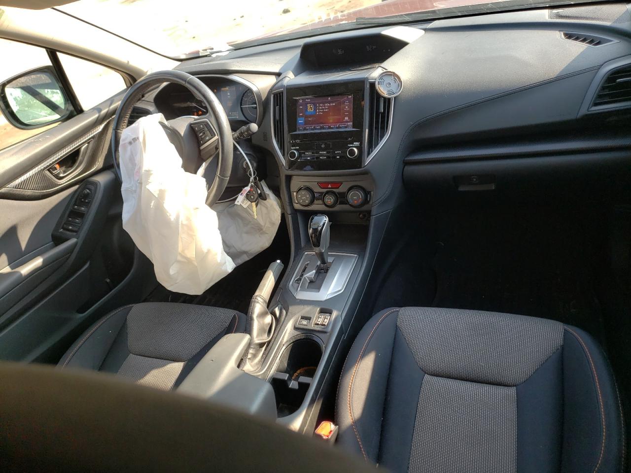 JF2GTAEC1KH366585 2019 Subaru Crosstrek Premium