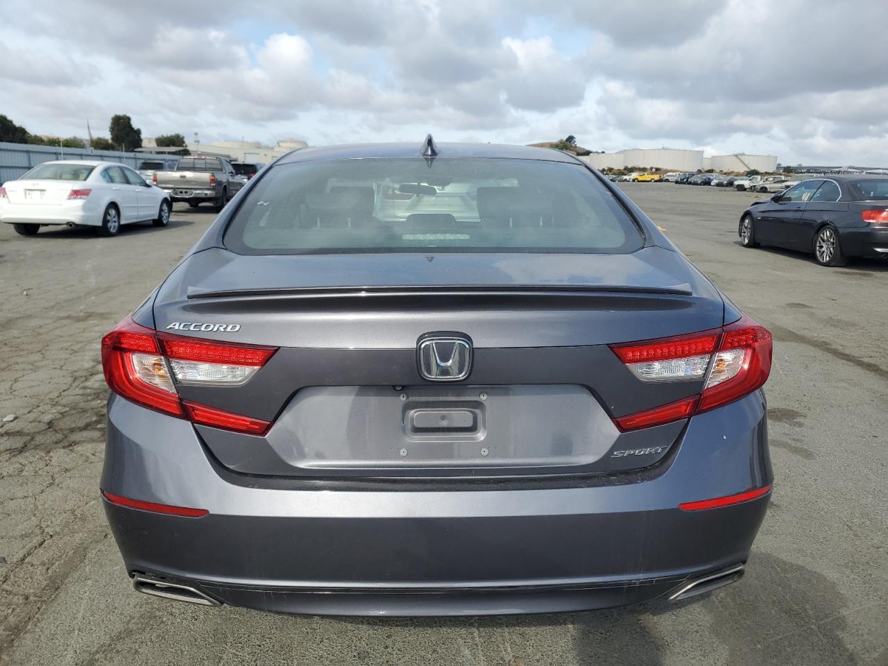 2018 Honda Accord Sport VIN: 1HGCV1F39JA109110 Lot: 67166514